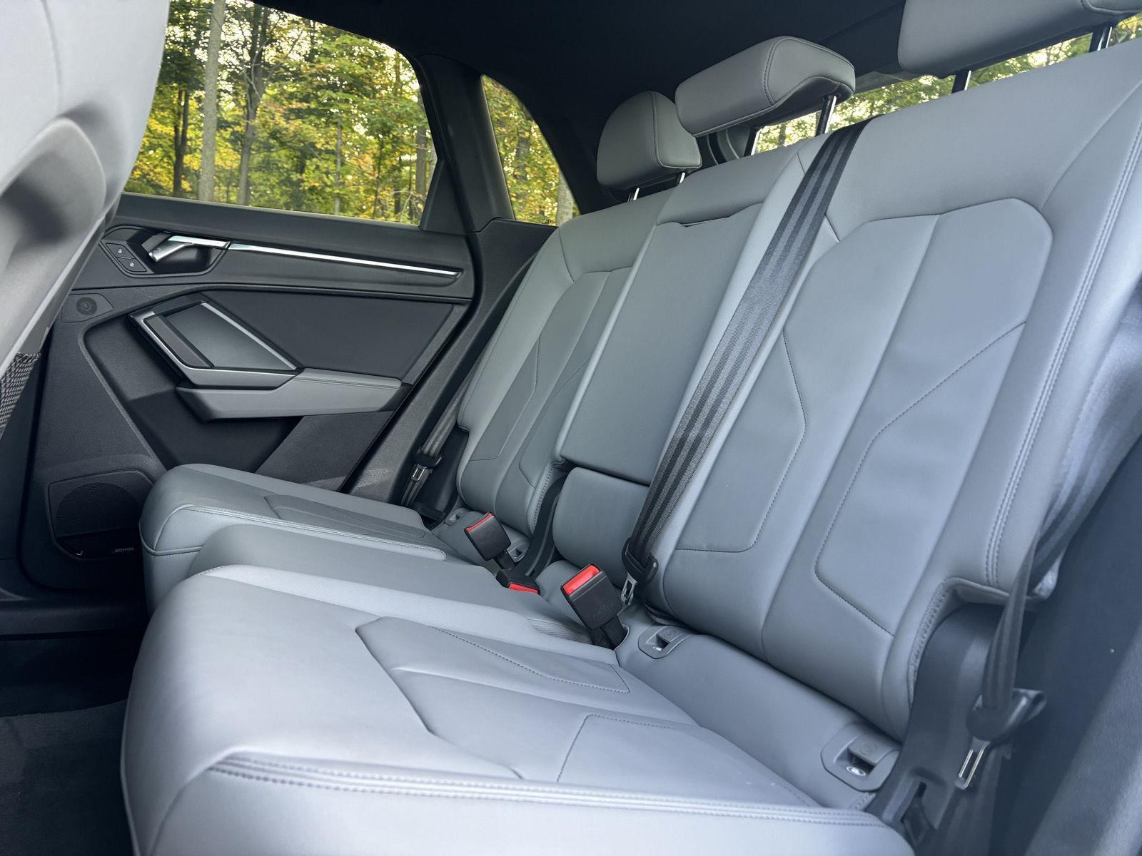 2023 Audi Q3 S line Premium Plus photo 29