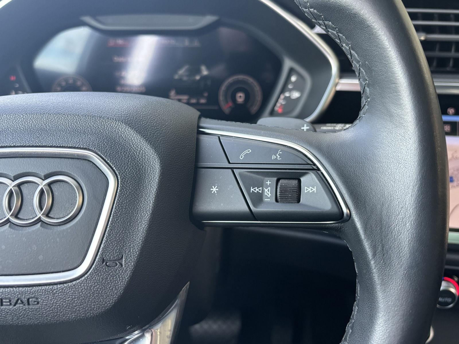 2023 Audi Q3 S line Premium Plus photo 37