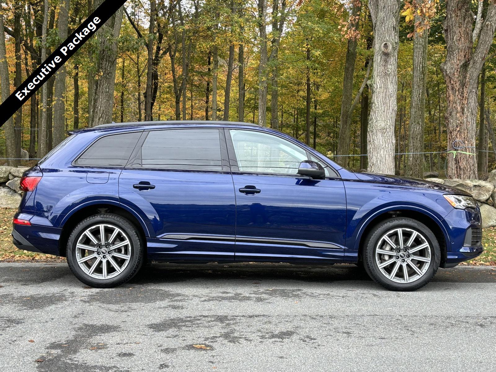 2022 Audi Q7 Premium Plus photo 2