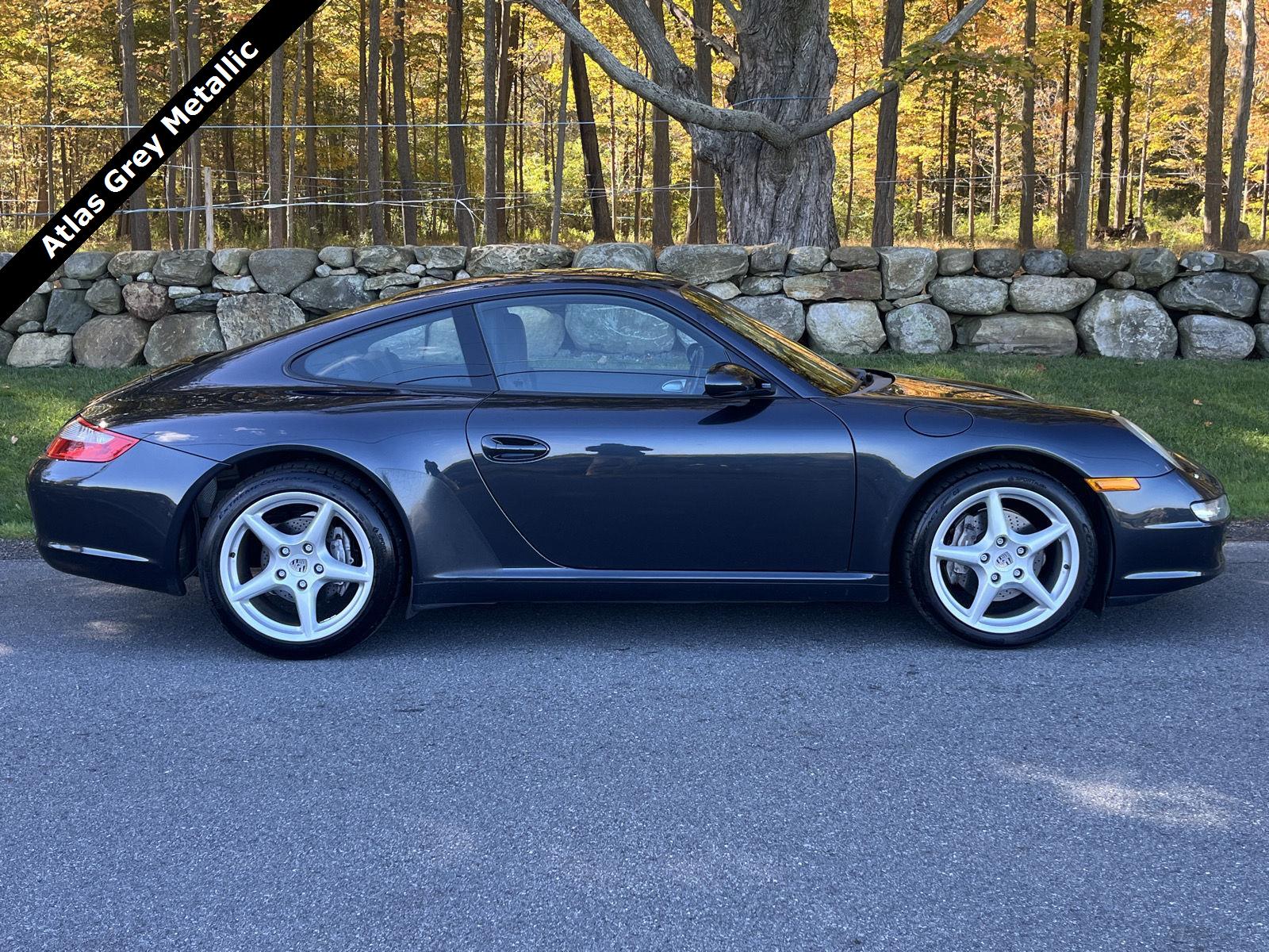 2005 Porsche 911 Carrera's photo