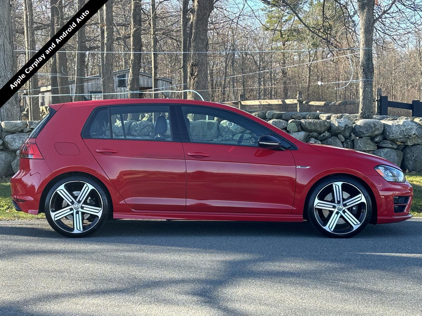 2016 Volkswagen Golf R R's photo
