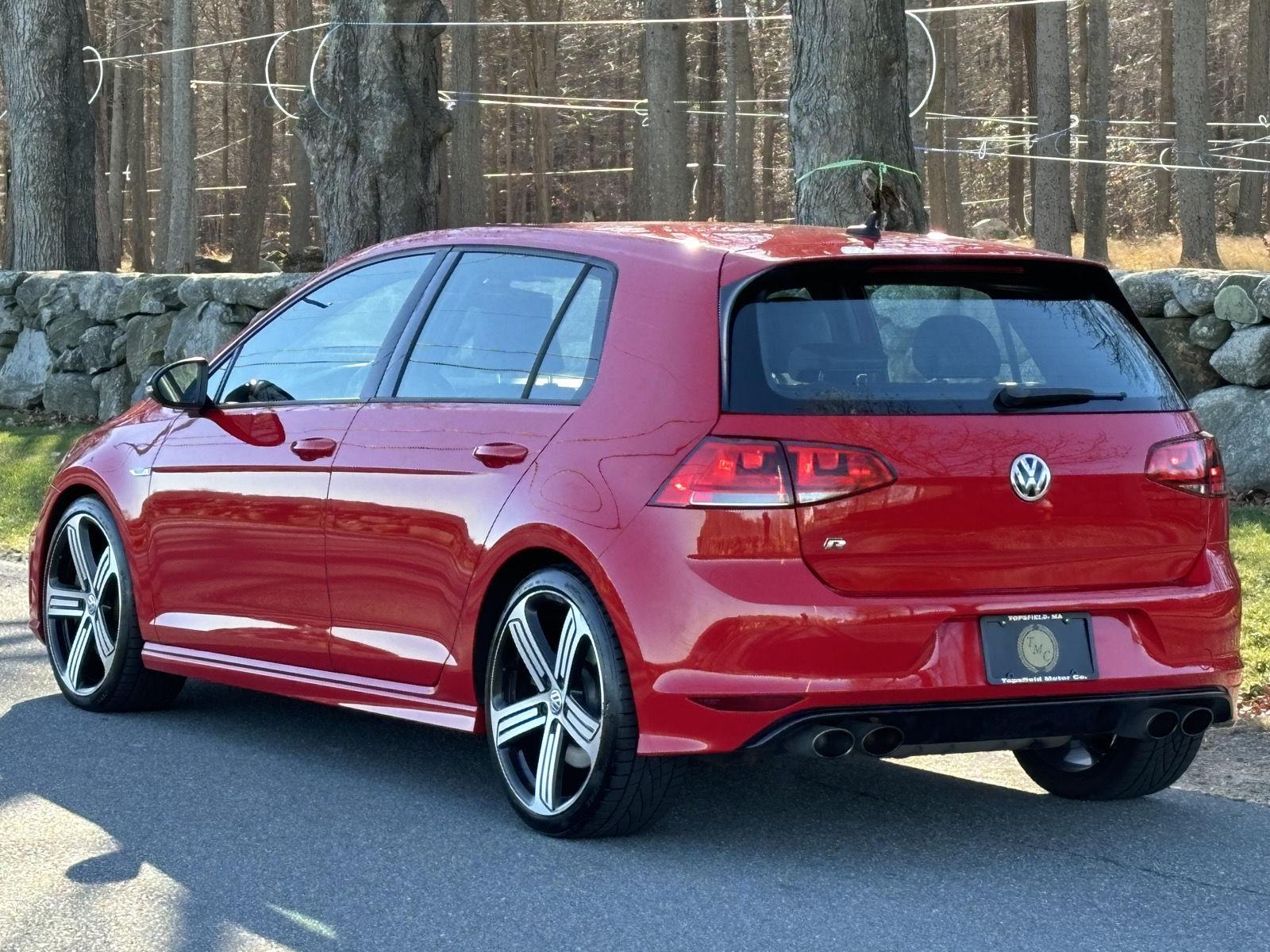 2016 Volkswagen Golf R 4Motion photo 4