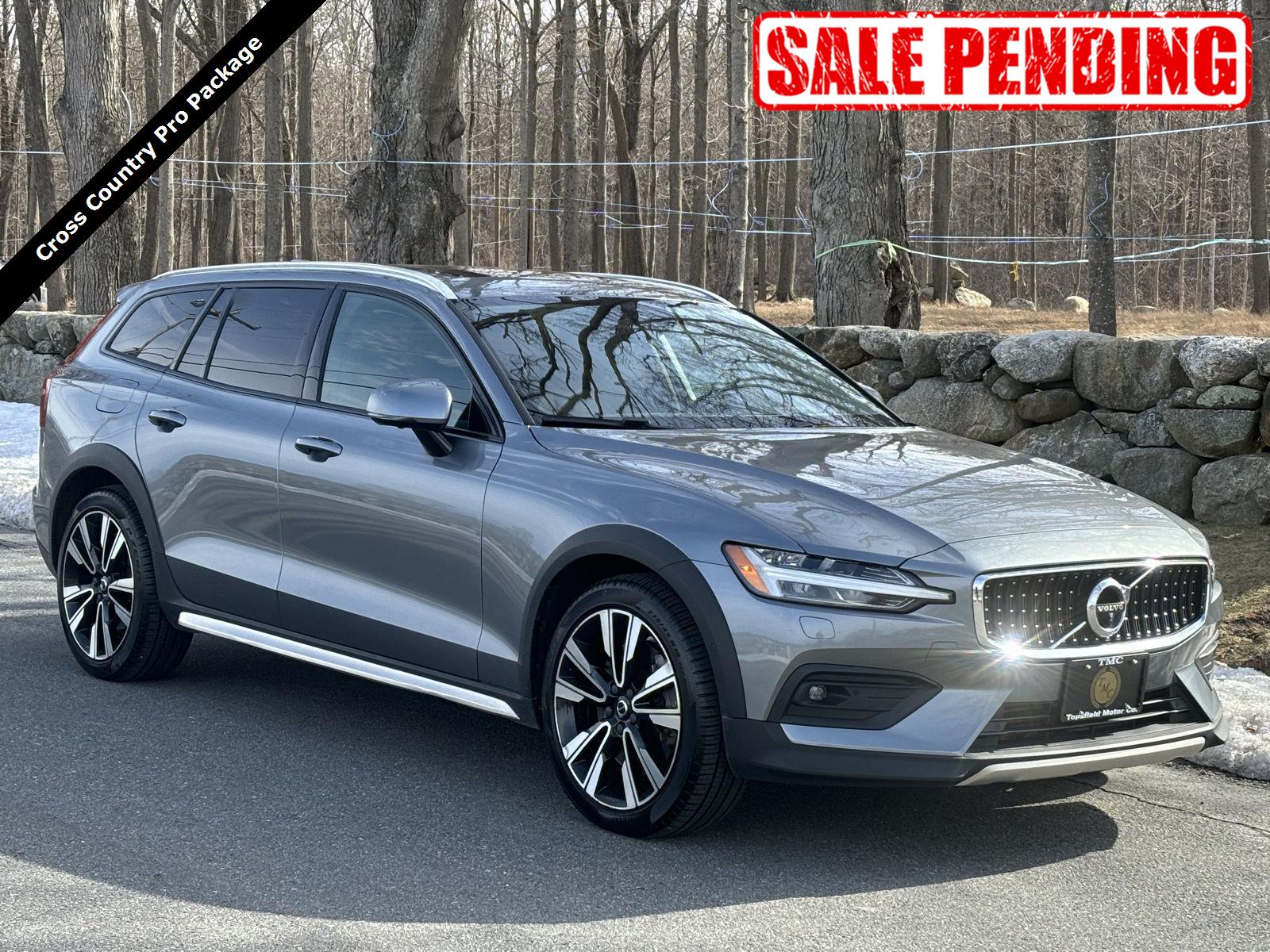 Gray (Osmium Grey Metallic) 2020 Volvo V60 Cross Country T5 AWD Wagon All-Wheel Drive Automatic