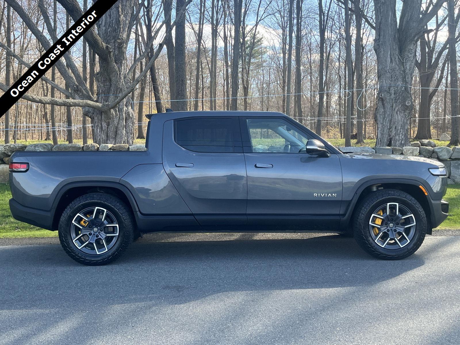 2022 Rivian R1T