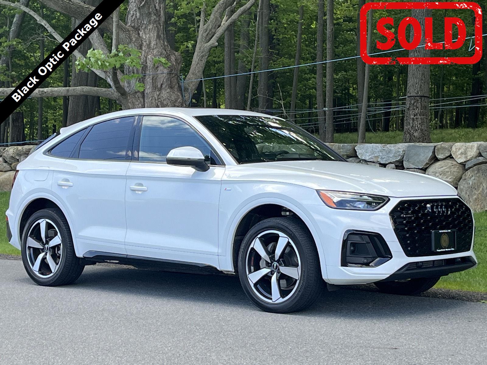 Glacier White Metallic 2023 Audi Q5 Sportback Sedan All-Wheel Drive Automatic