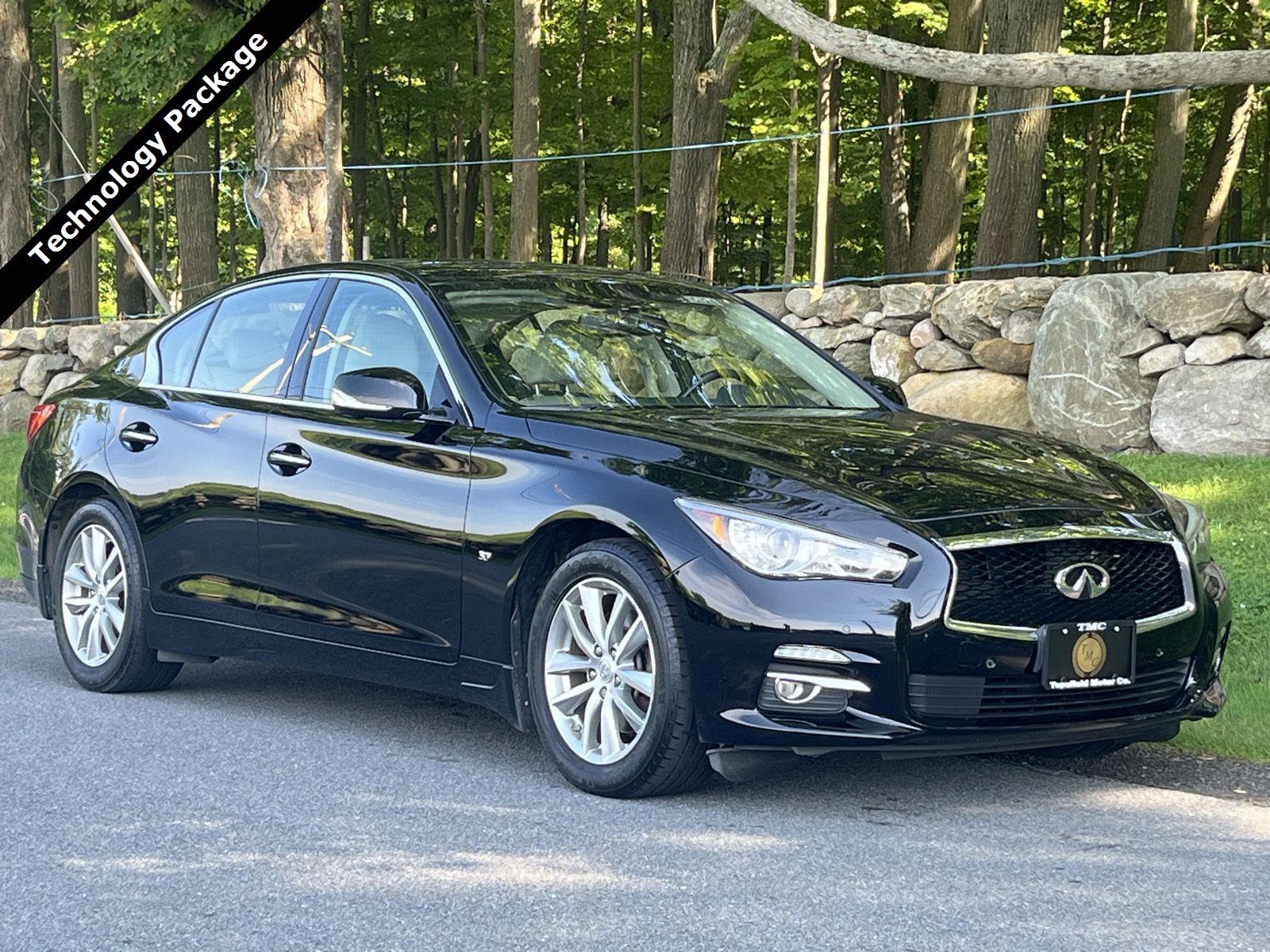 2015 INFINITI Q50 3.7 Premium AWD
