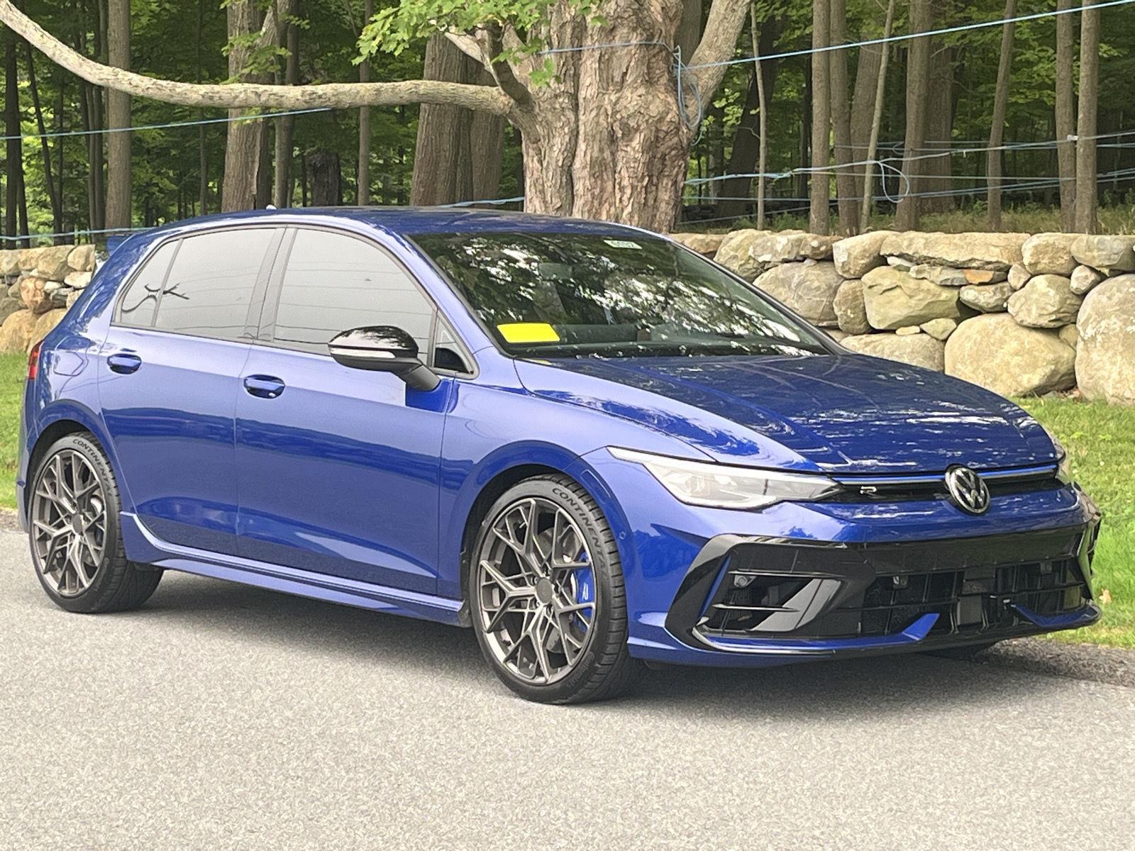 Lapiz Blue Metallic 2025 Volkswagen Golf R Hatchback All-Wheel Drive Automatic