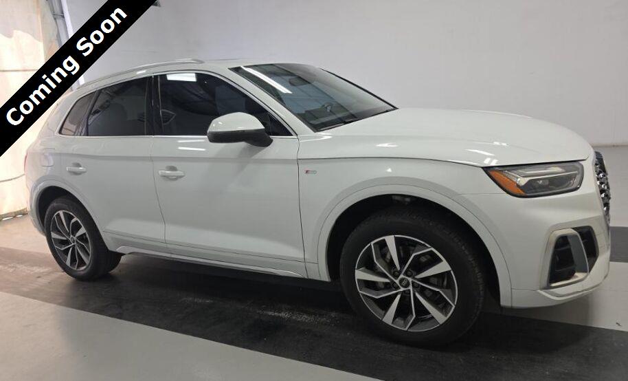 Glacier White Metallic 2023 Audi Q5 SUV / Crossover All-Wheel Drive Automatic