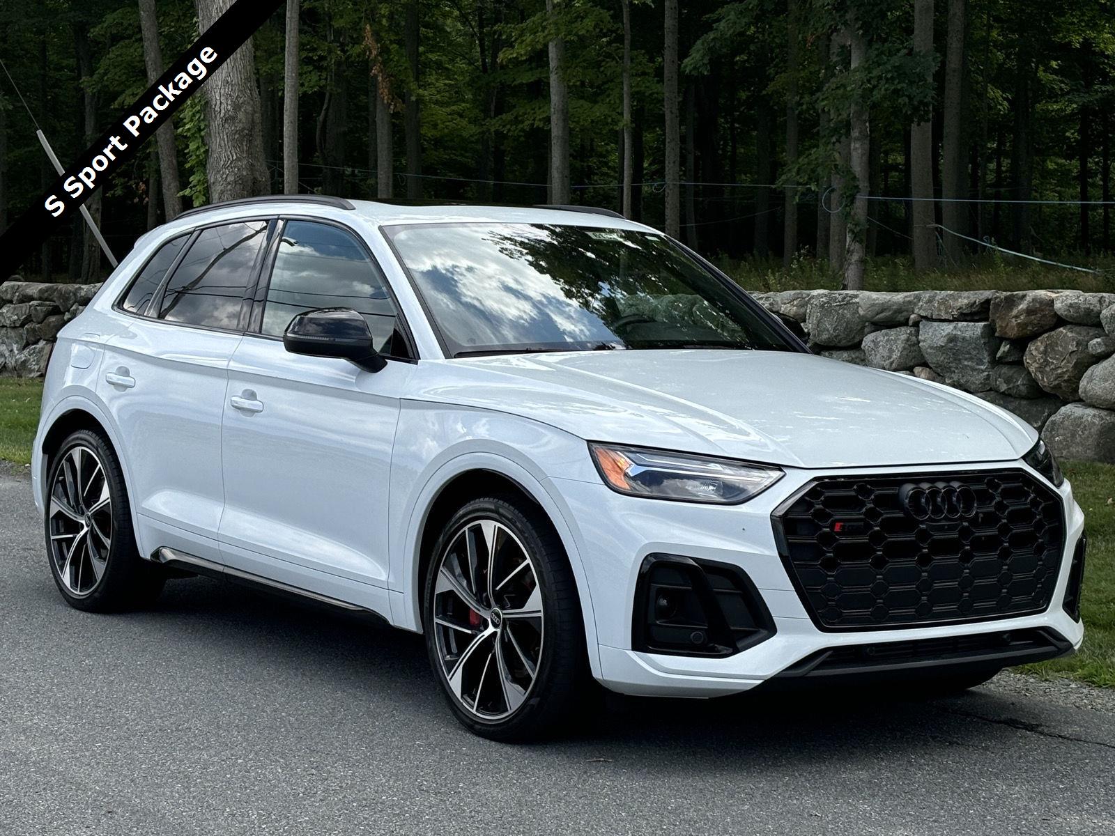 Glacier White Metallic 2023 Audi SQ5 SUV / Crossover All-Wheel Drive Automatic