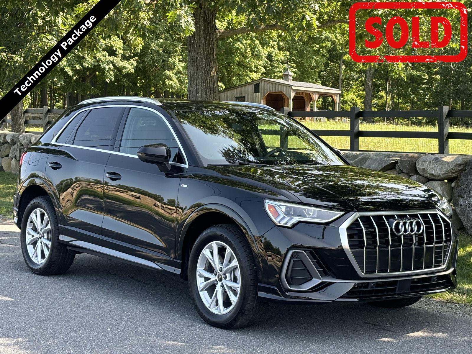 Mythos Black Metallic 2024 Audi Q3 SUV / Crossover All-Wheel Drive Automatic
