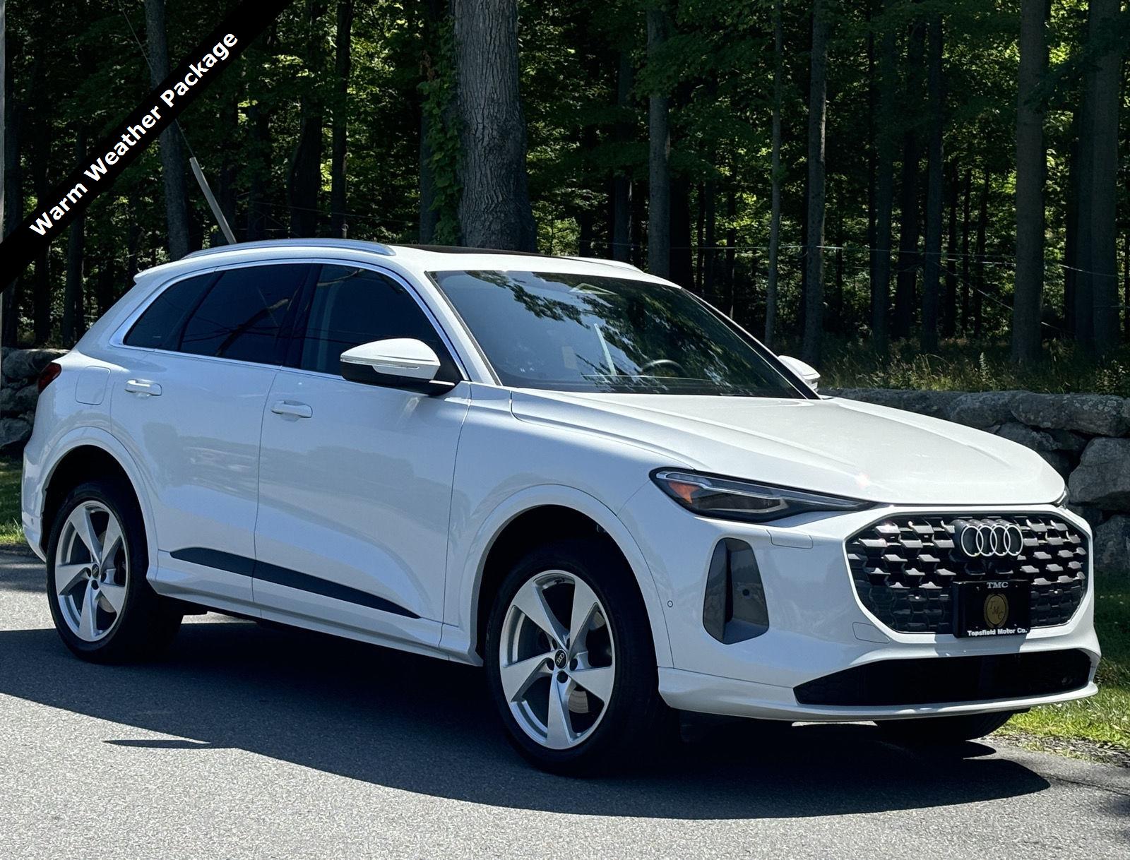 Glacier White Metallic 2025 Audi Q5 SUV / Crossover All-Wheel Drive Automatic
