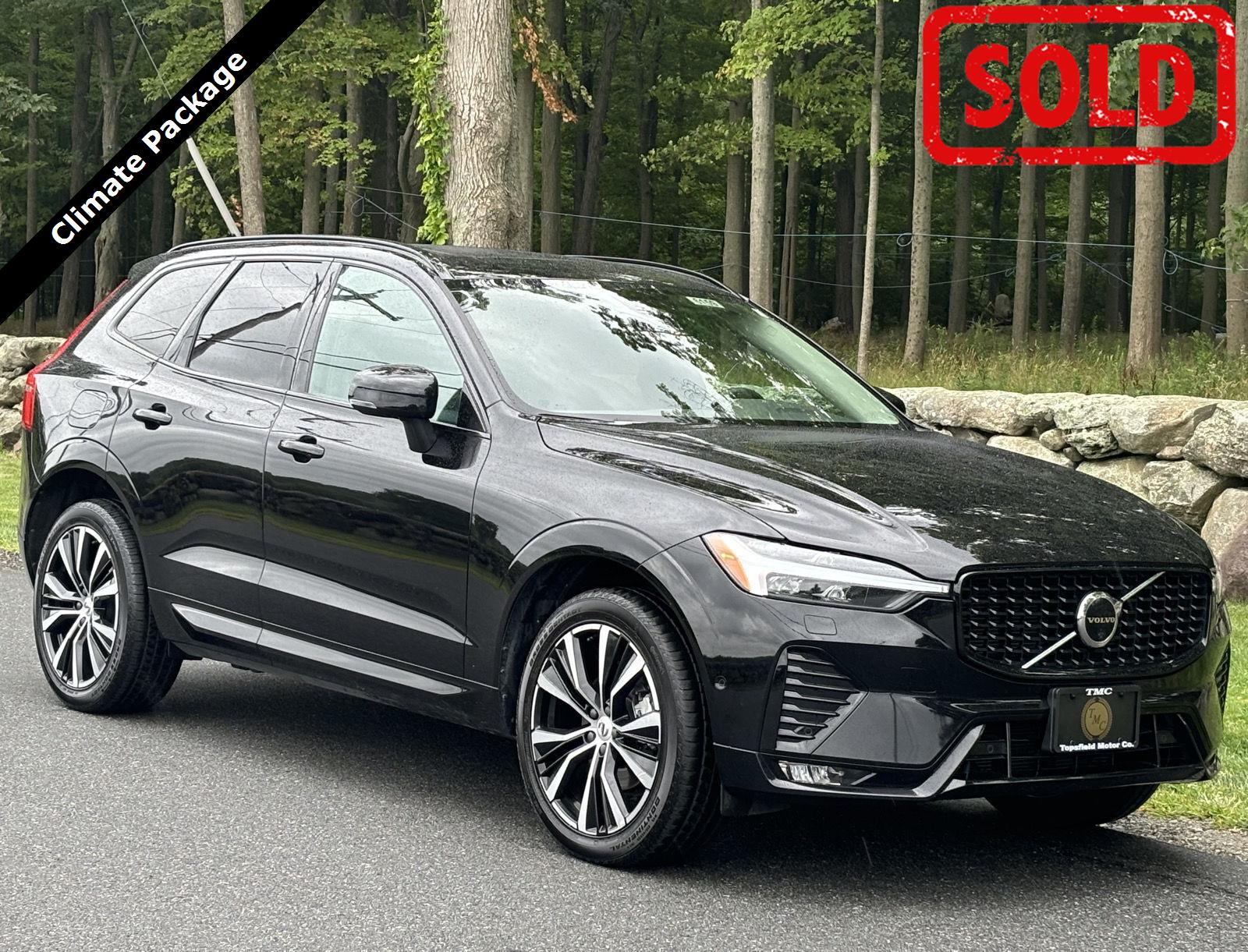 Onyx Black Metallic 2023 Volvo XC60 SUV / Crossover All-Wheel Drive Automatic