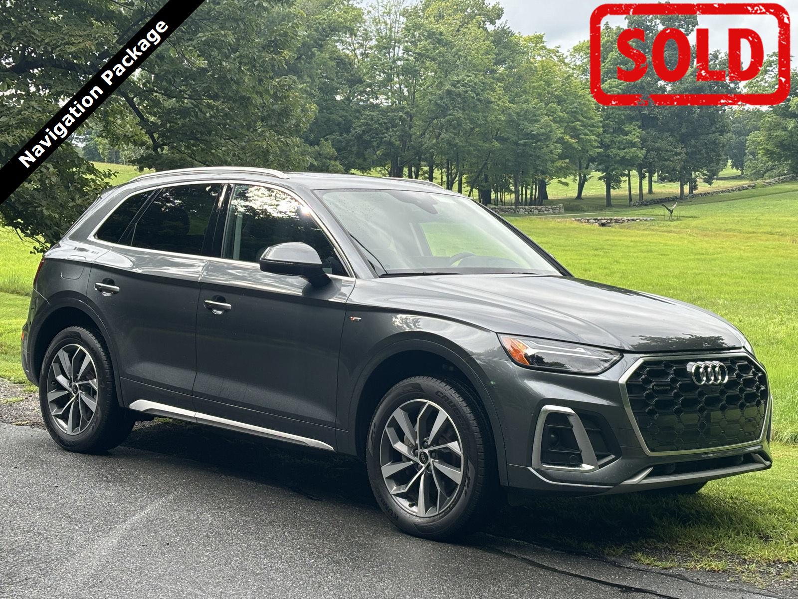 Daytona Gray Pearl Effect 2024 Audi Q5 SUV / Crossover All-Wheel Drive Automatic
