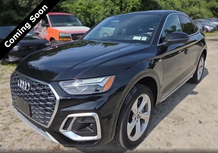 Mythos Black Metallic 2023 Audi Q5 Sportback Sedan All-Wheel Drive Automatic