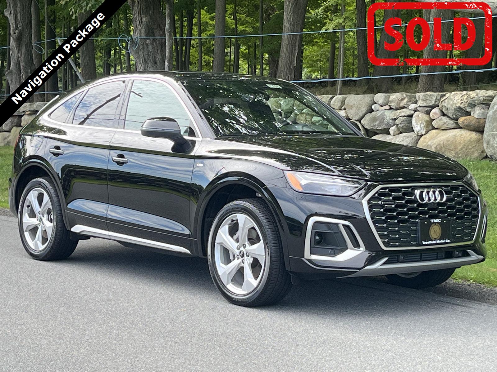Mythos Black Metallic 2023 Audi Q5 Sportback Sedan All-Wheel Drive Automatic