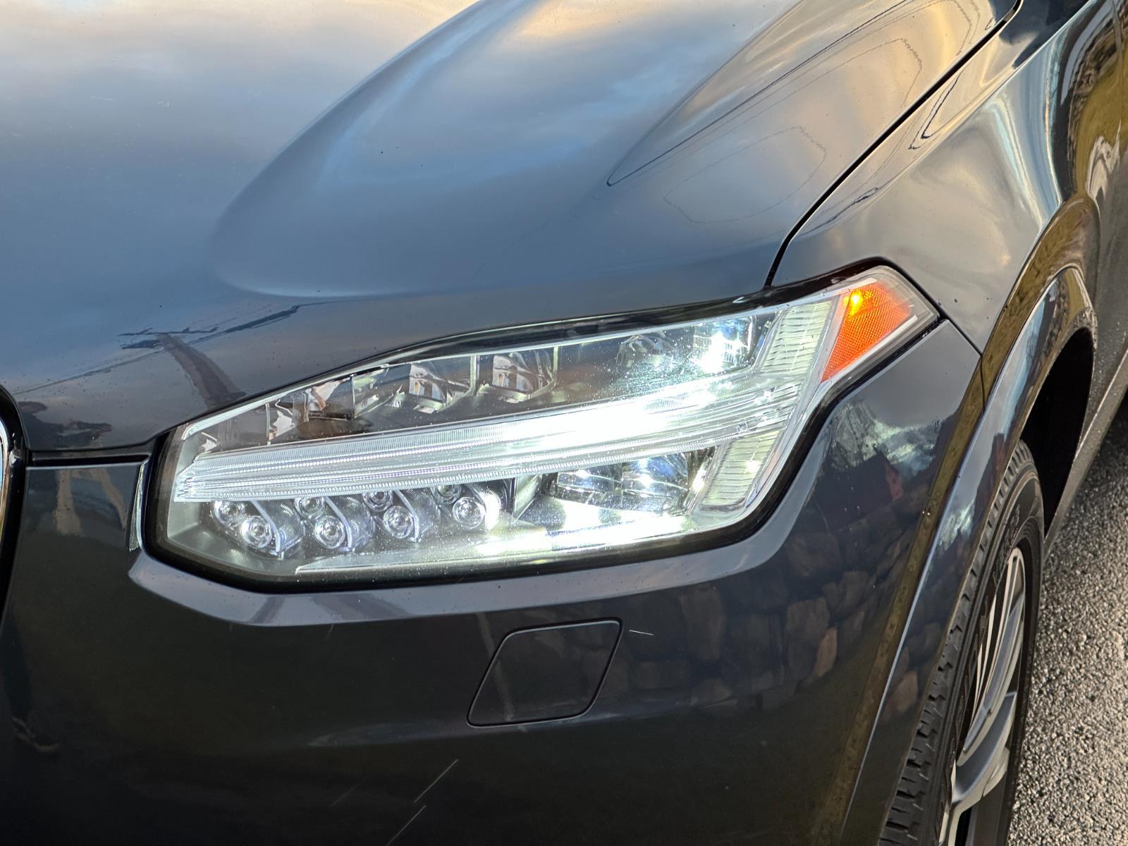 Topsfield Motor Company 2021 Volvo XC90 Momentum Vehicle Details