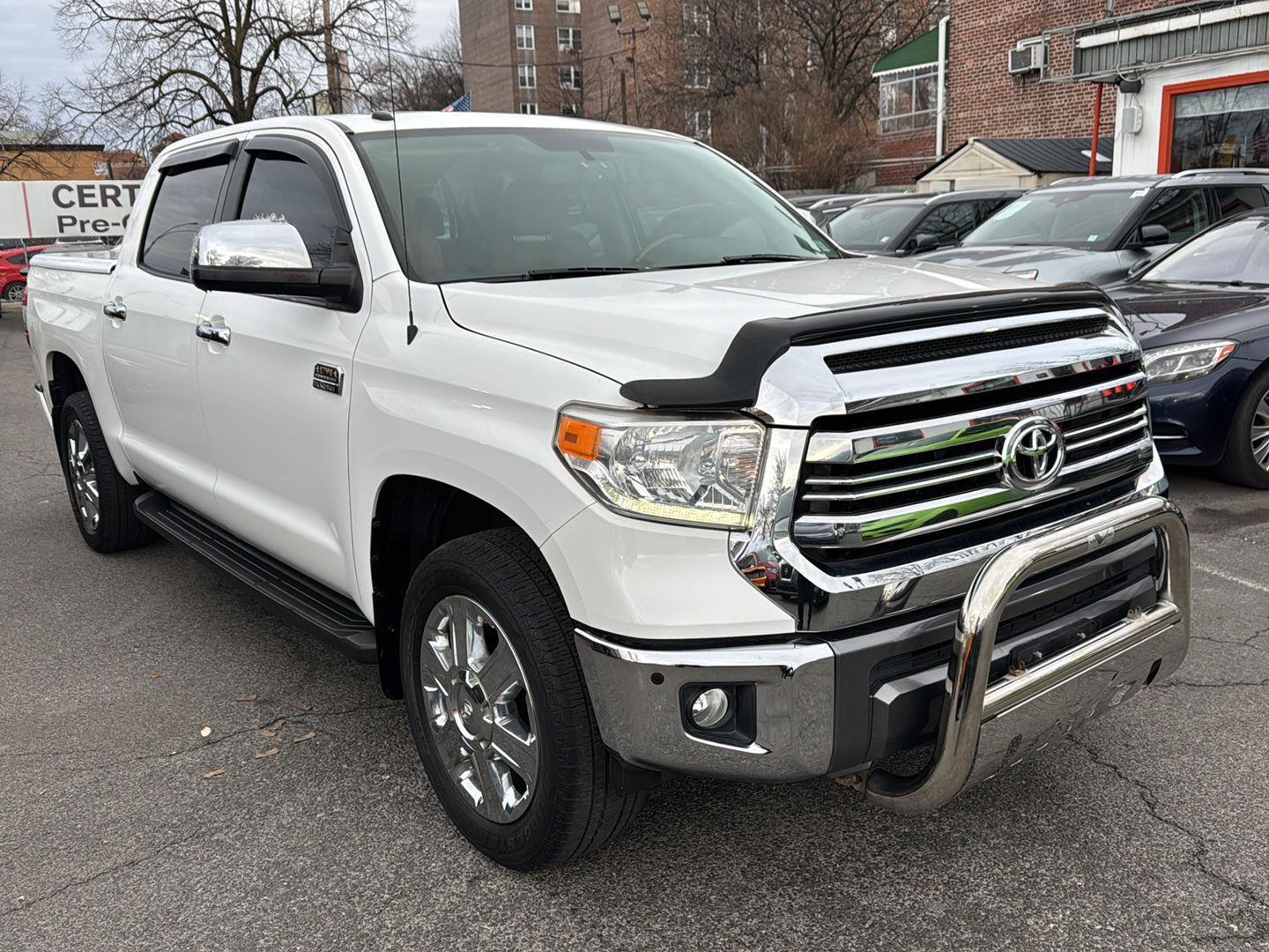 2016 Toyota Tundra Platinum CrewMax 5.7L 4WD