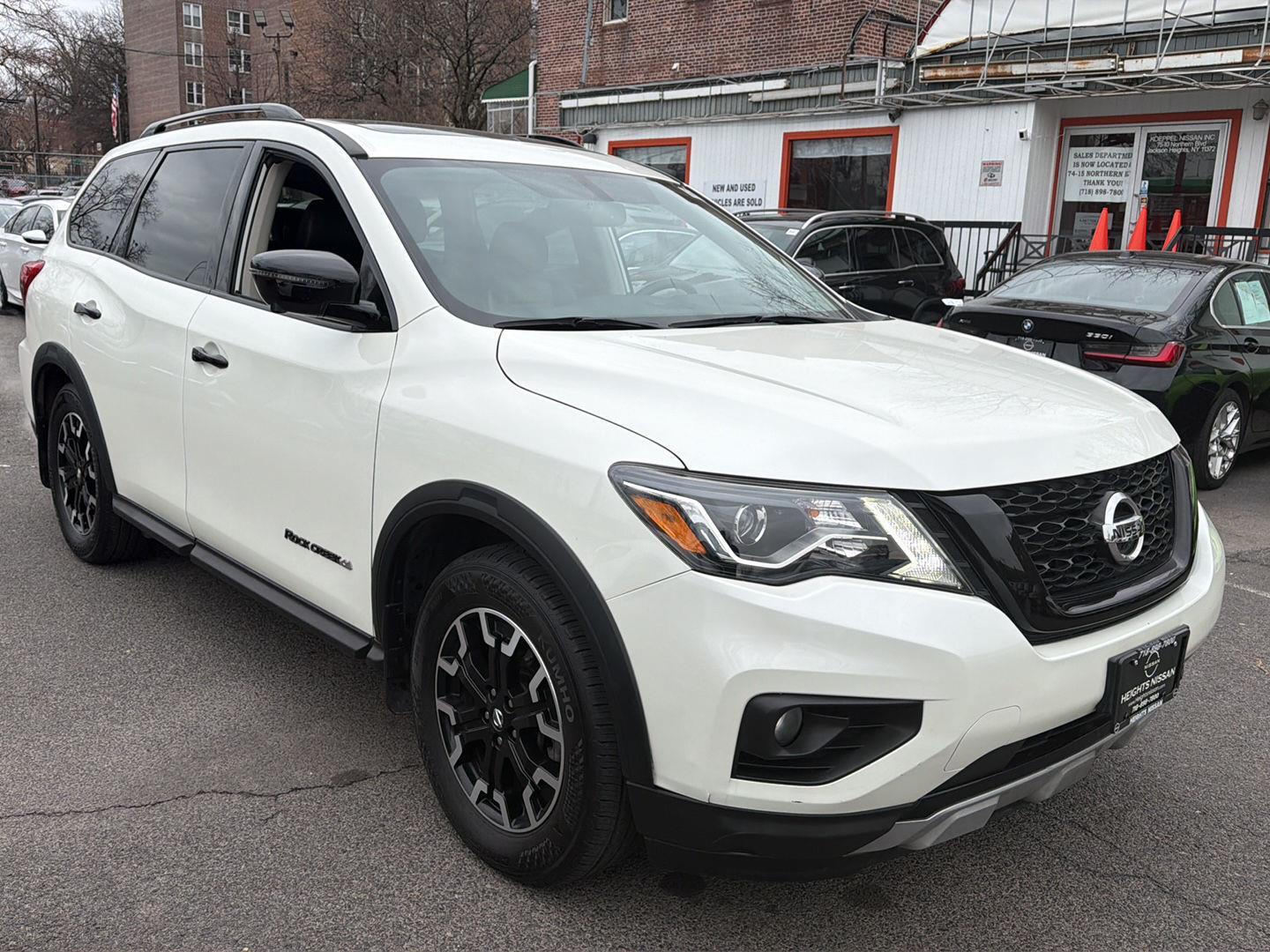 2020 Nissan Pathfinder SL 4WD