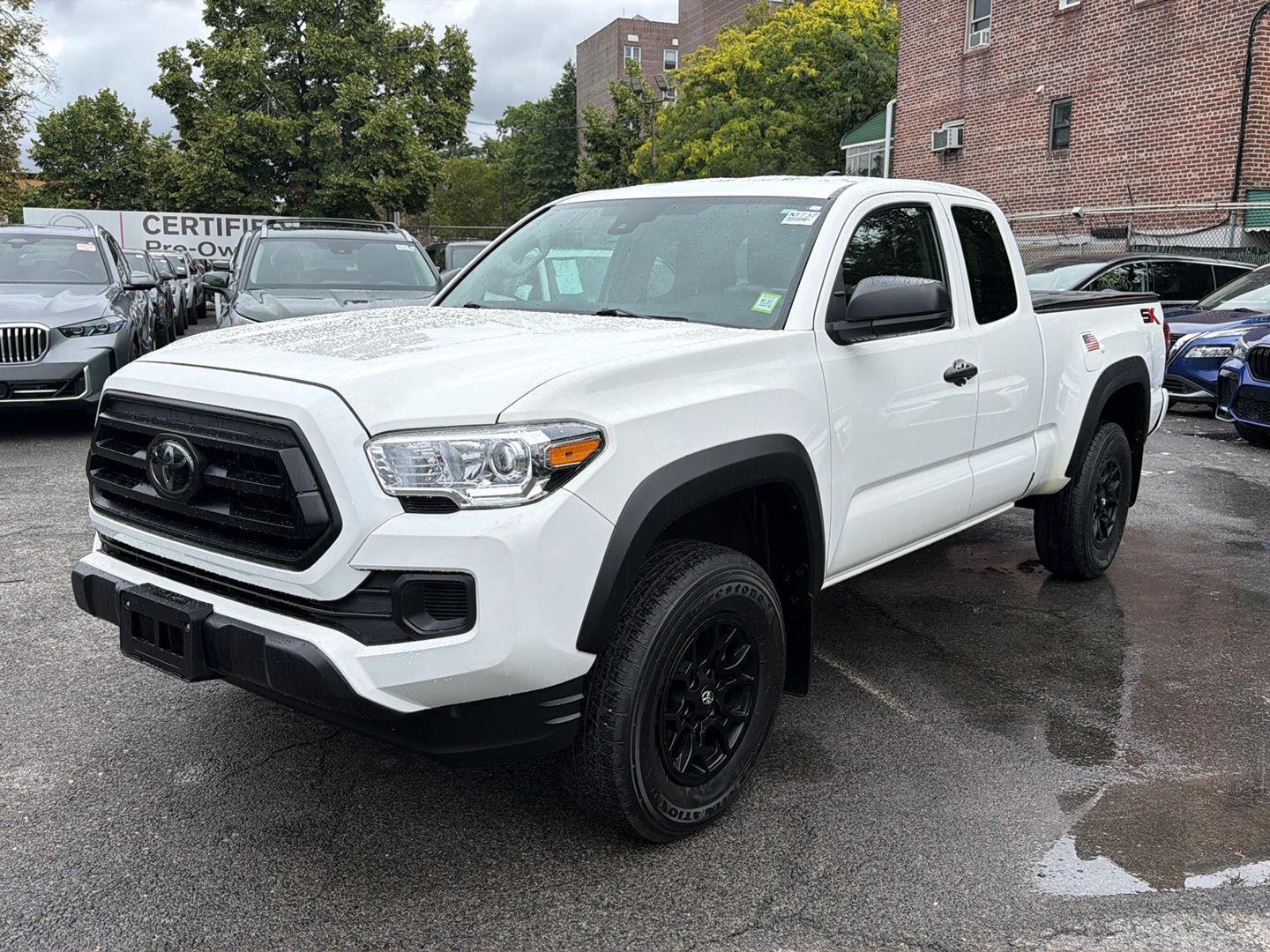White 2022 Toyota Tacoma Pickup Truck 4X2 6-Speed Automatic