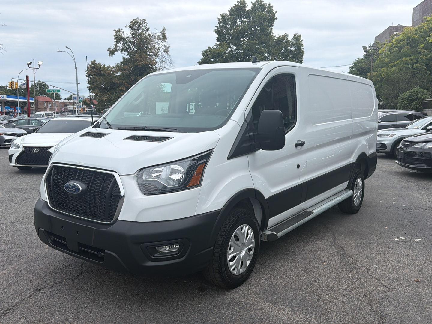 Oxford White 2025 Ford Transit Cargo Van Rear-Wheel Drive Automatic