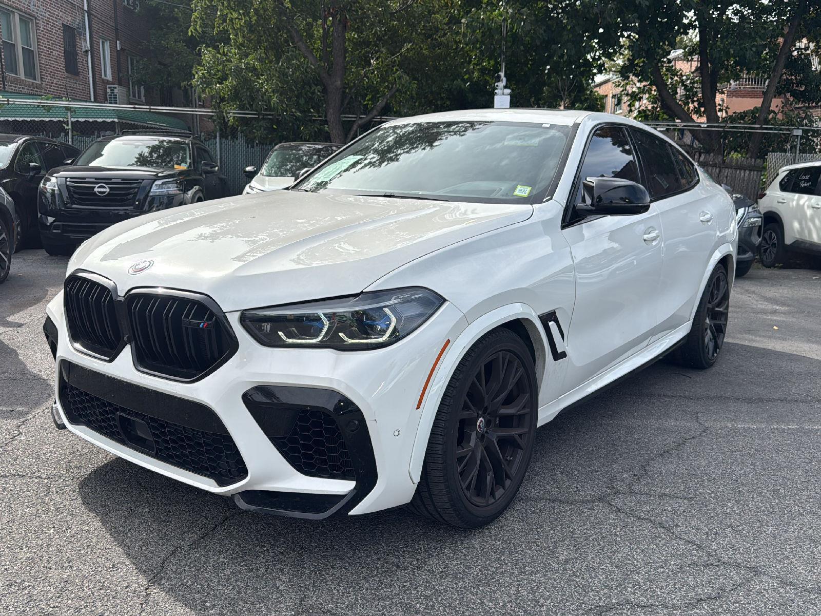 Alpine White 2022 BMW X6 M SUV / Crossover All-Wheel Drive Automatic