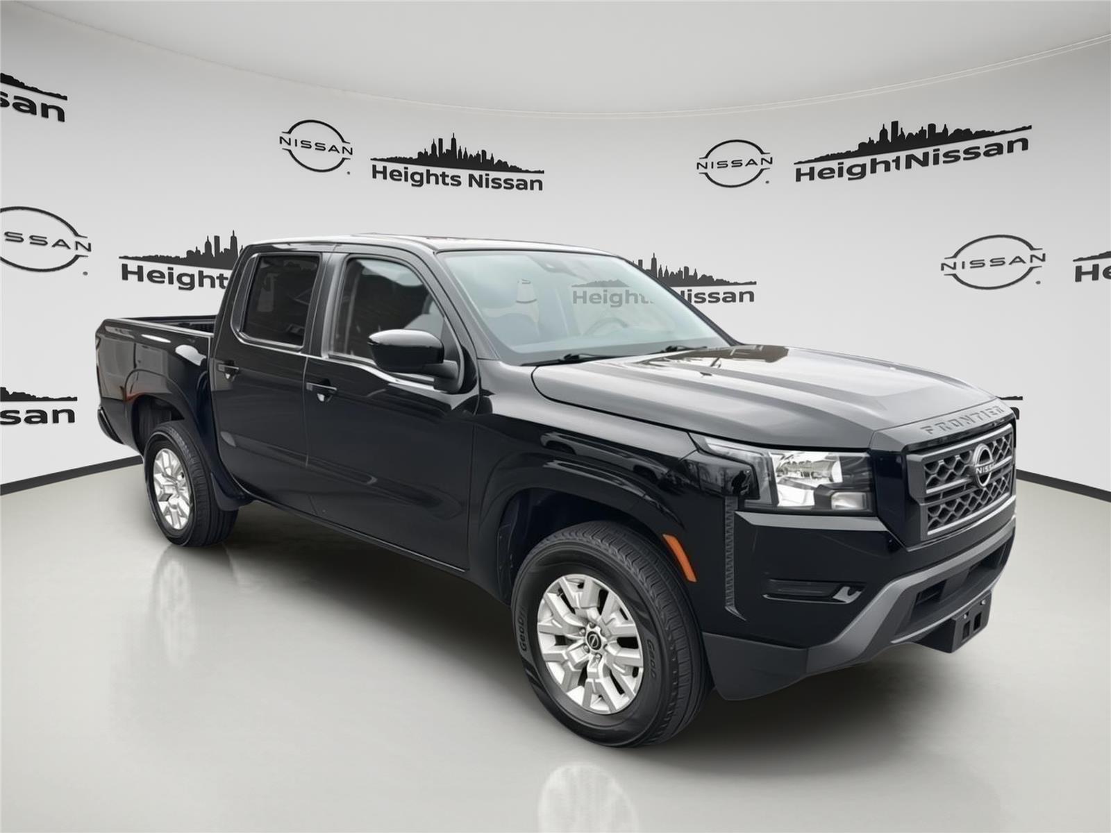 2023 Nissan Frontier SV Crew Cab 4WD