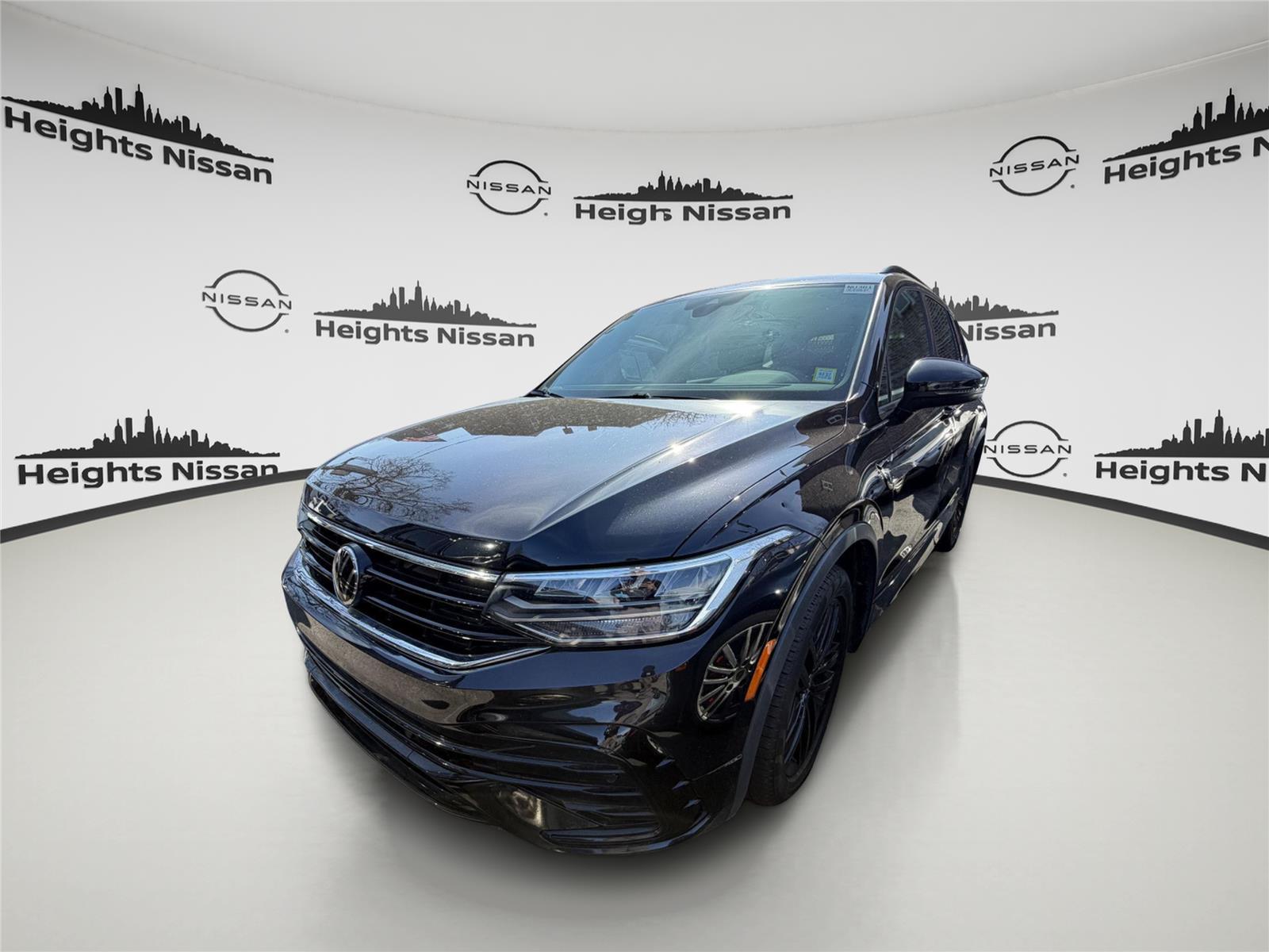 2022 Volkswagen Tiguan SE R-Line Black FWD