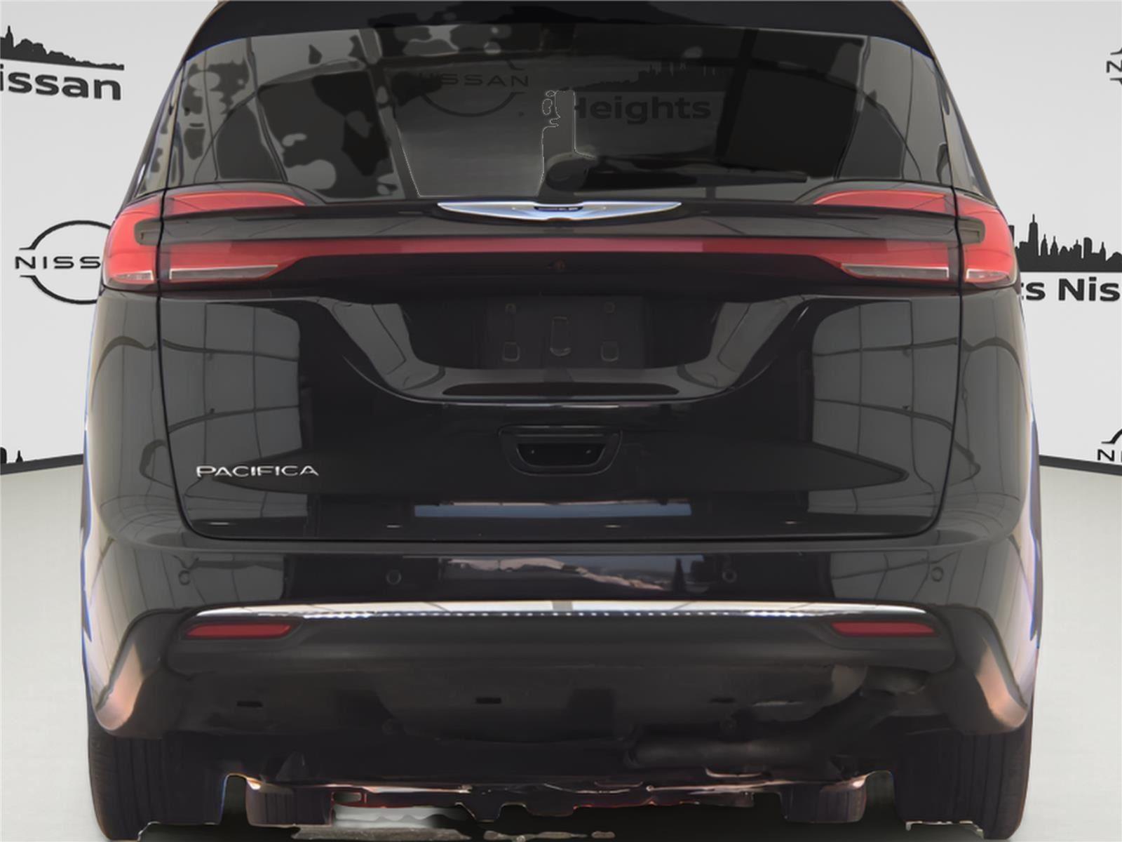 2024 Chrysler Pacifica Touring L FWD