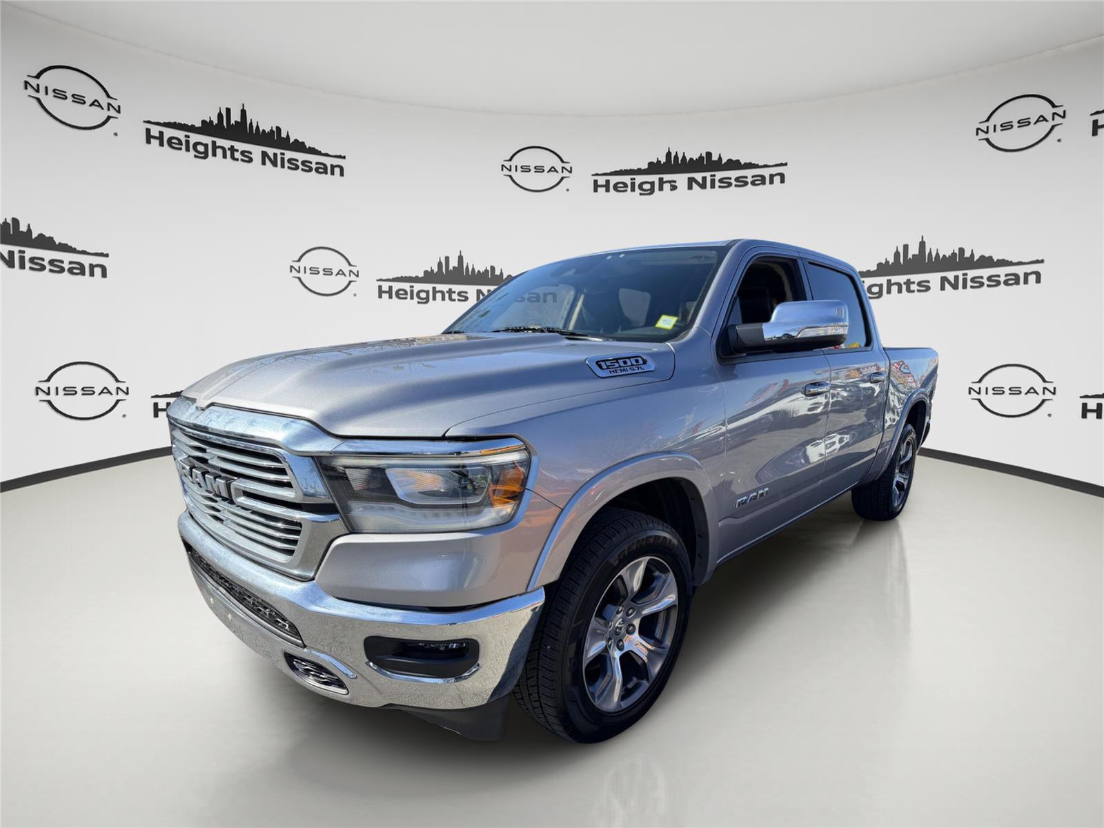 2021 RAM 1500 Laramie Crew Cab 4WD