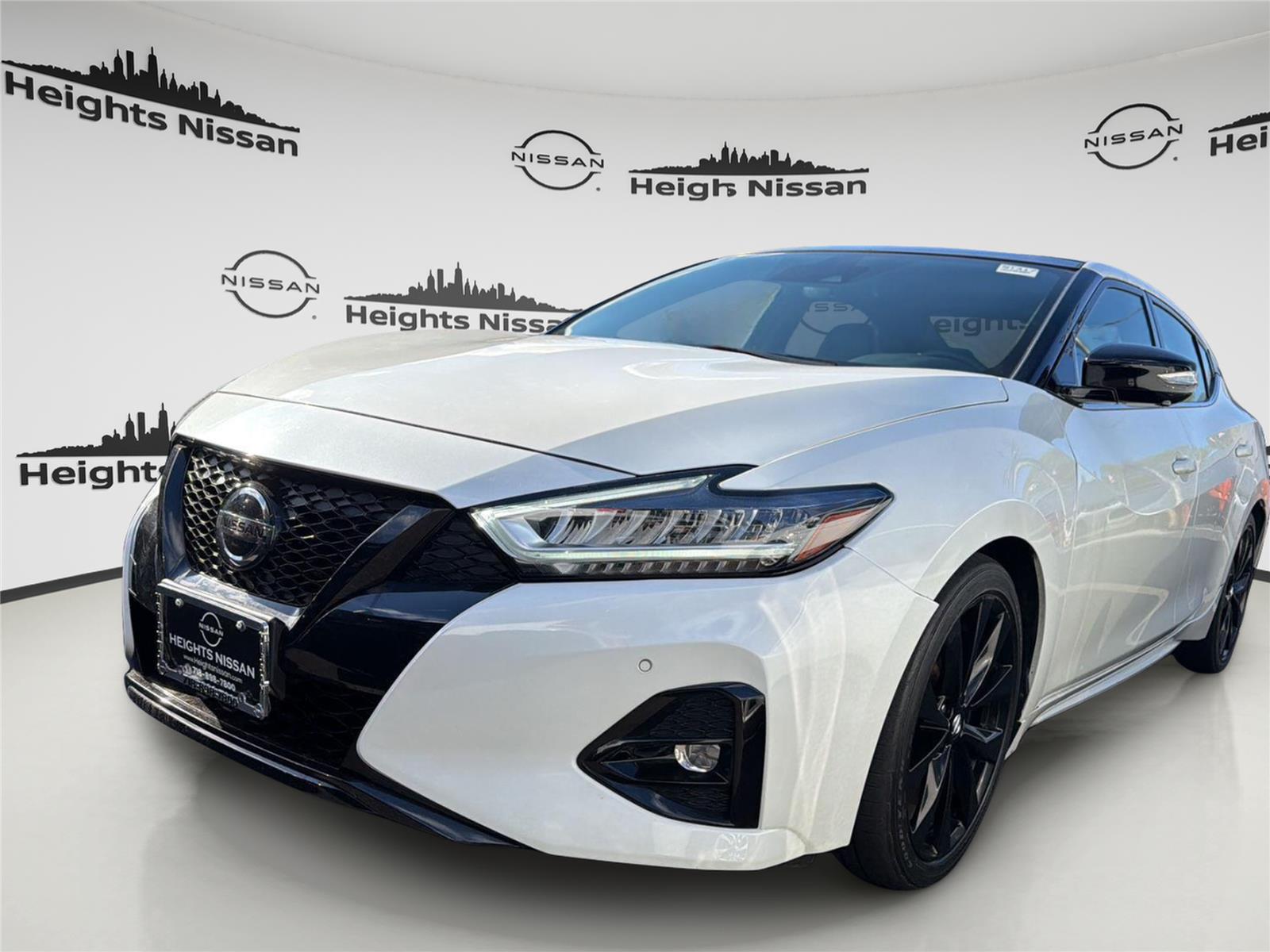 Pearl White Tricoat 2021 Nissan Maxima SR FWD Sedan Front-Wheel Drive Continuously Variable Transmission