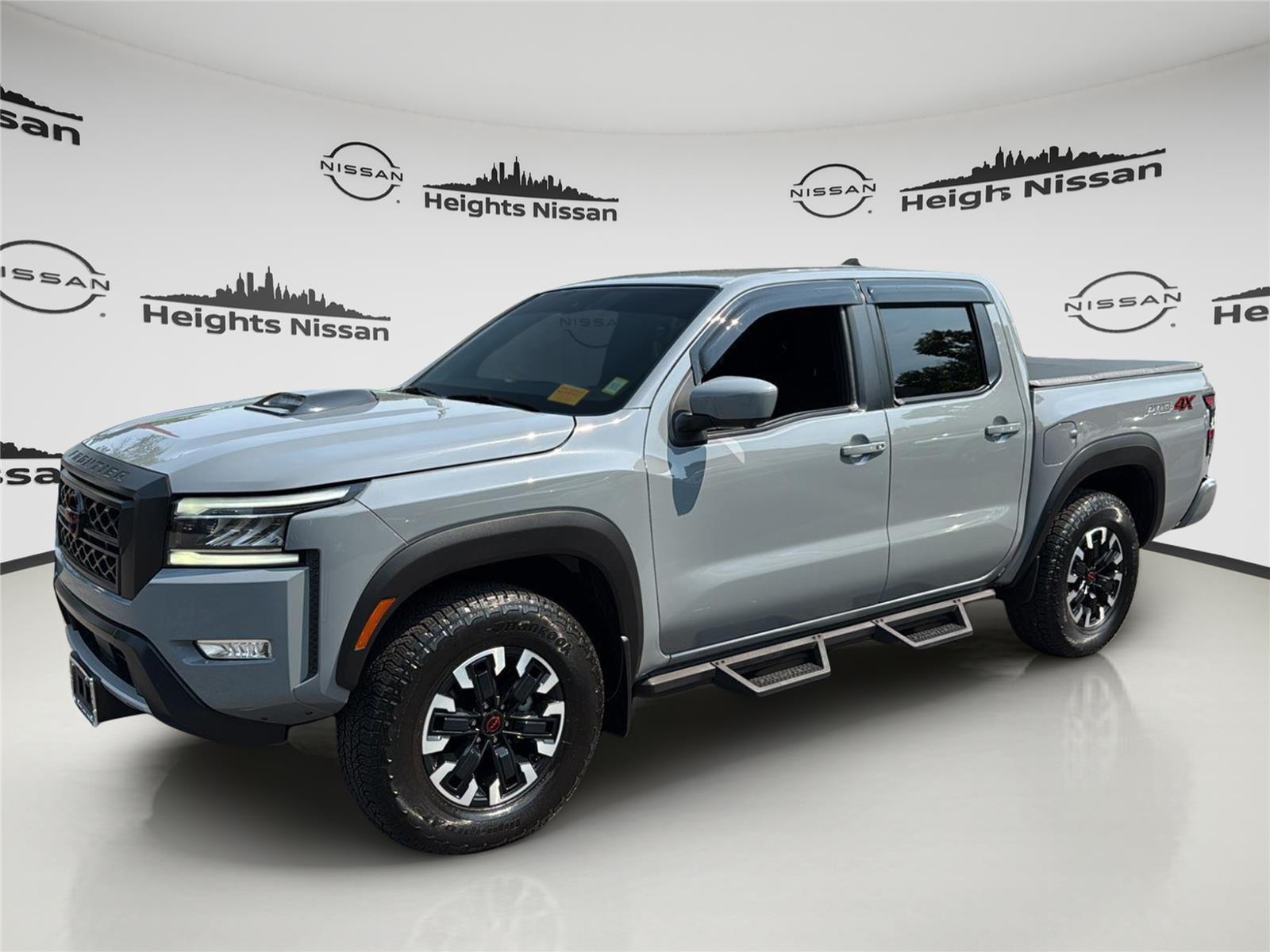 Boulder Gray Pearl 2023 Nissan Frontier Pickup Truck Four-Wheel Drive Automatic