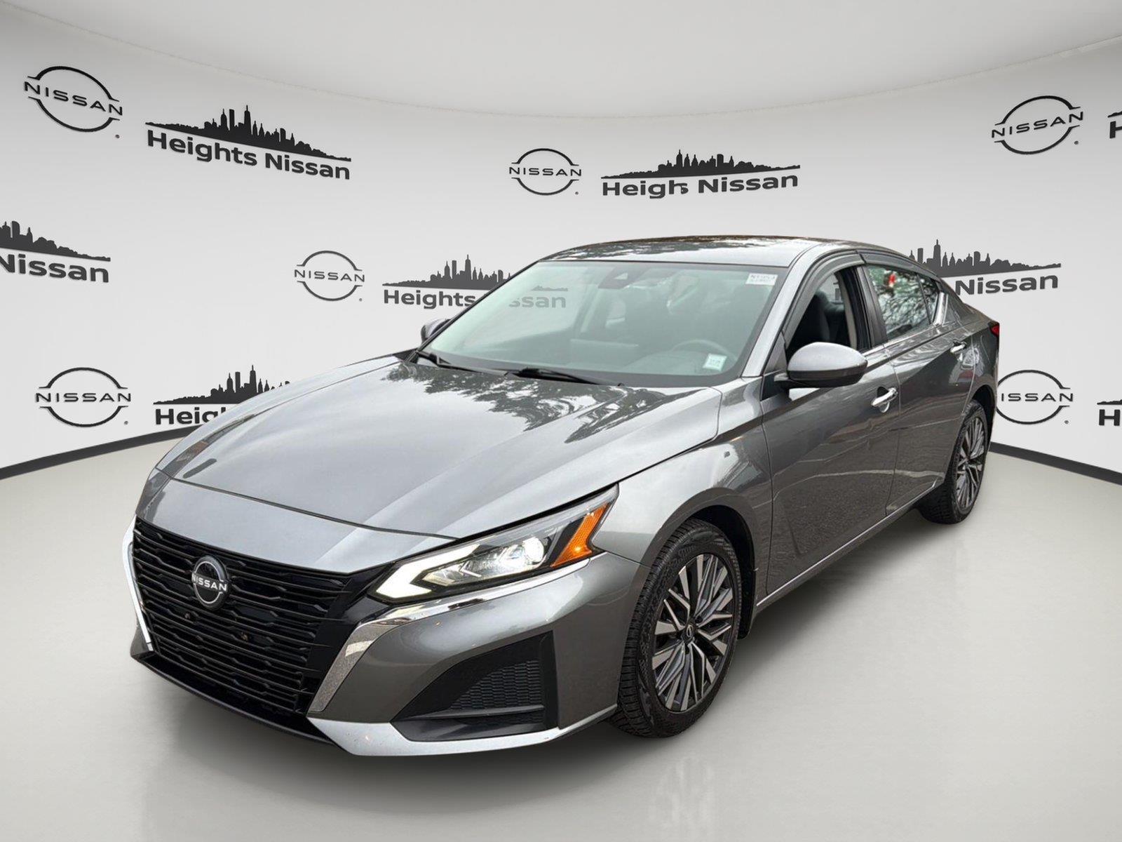 Gray (Gun Metallic) 2023 Nissan Altima Sedan All-Wheel Drive Continuously Variable Transmission