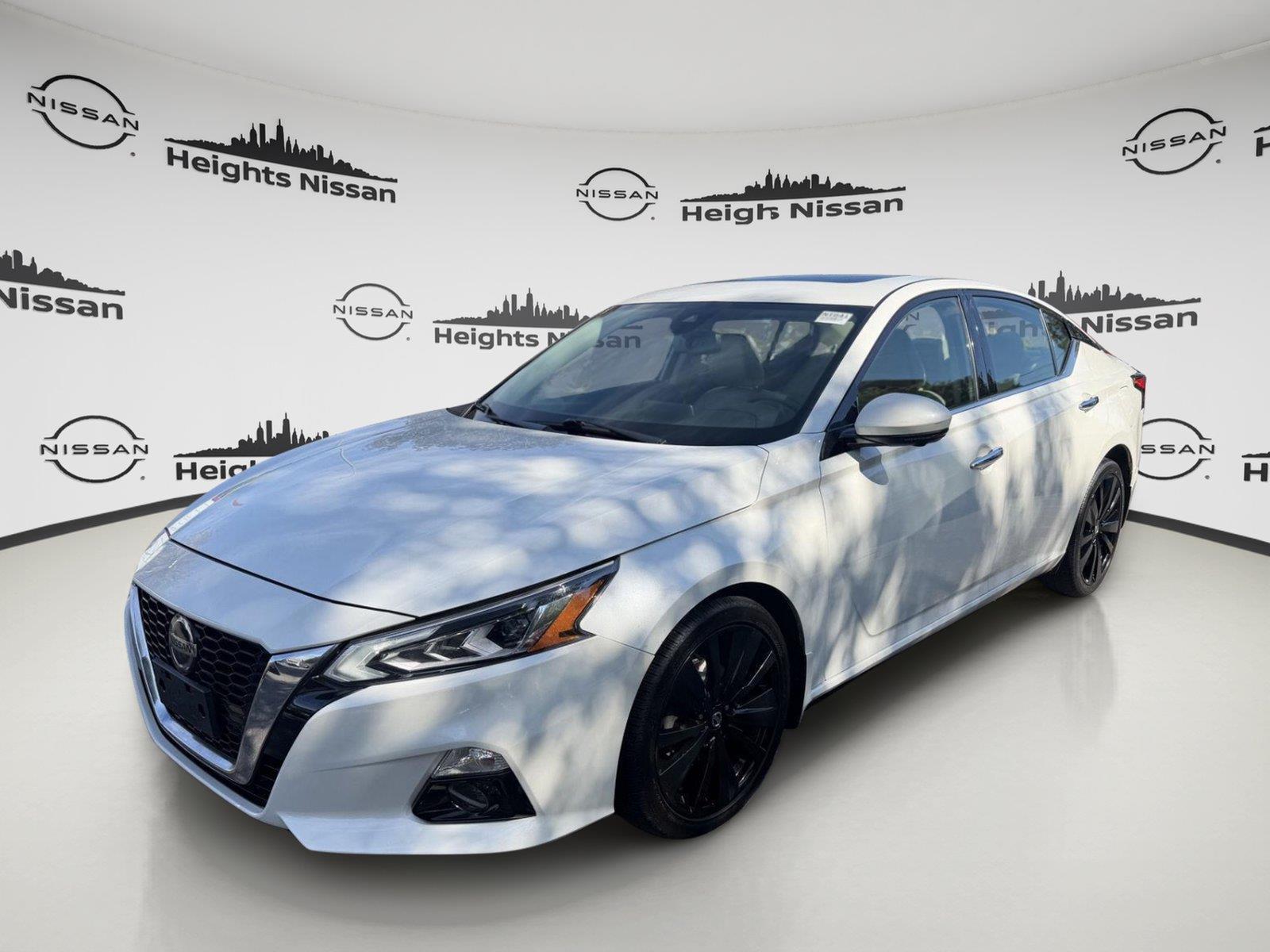 Pearl White Tricoat 2019 Nissan Altima Sedan All-Wheel Drive Continuously Variable Transmission