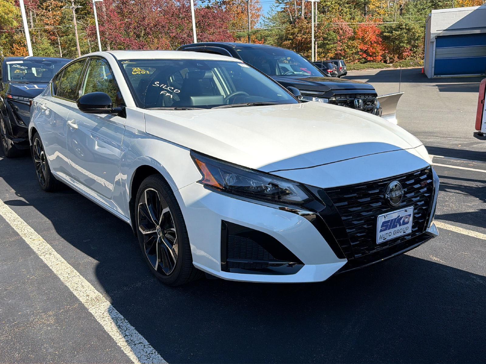 2023 Nissan Altima 2.5 SR FWD