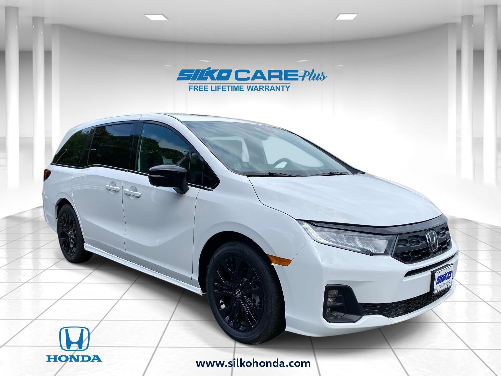 Platinum White Pearl 2026 Honda Odyssey Minivan Front-Wheel Drive Automatic
