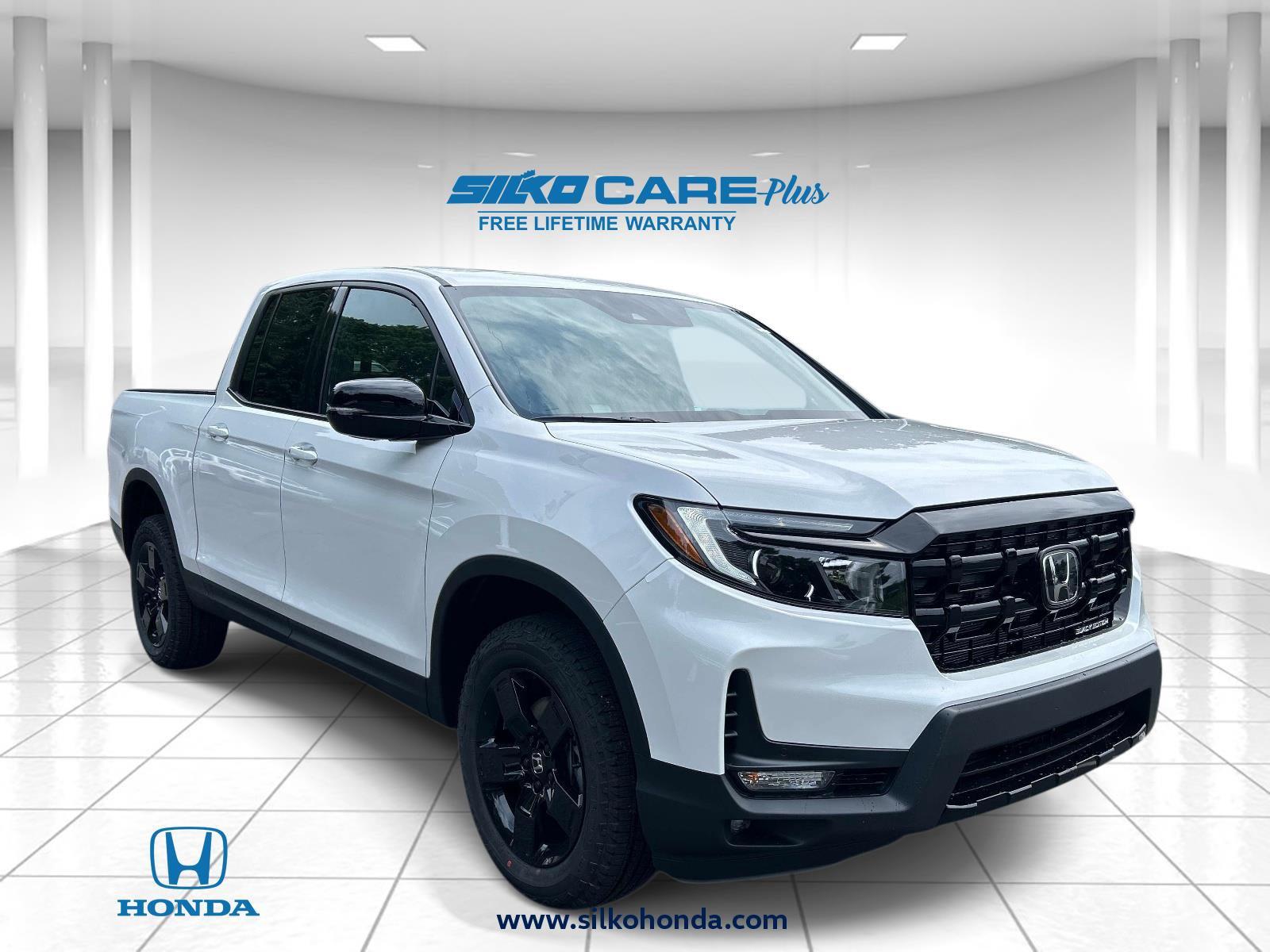 Platinum White Pearl 2026 Honda Ridgeline Pickup Truck All-Wheel Drive 9-Speed Automatic