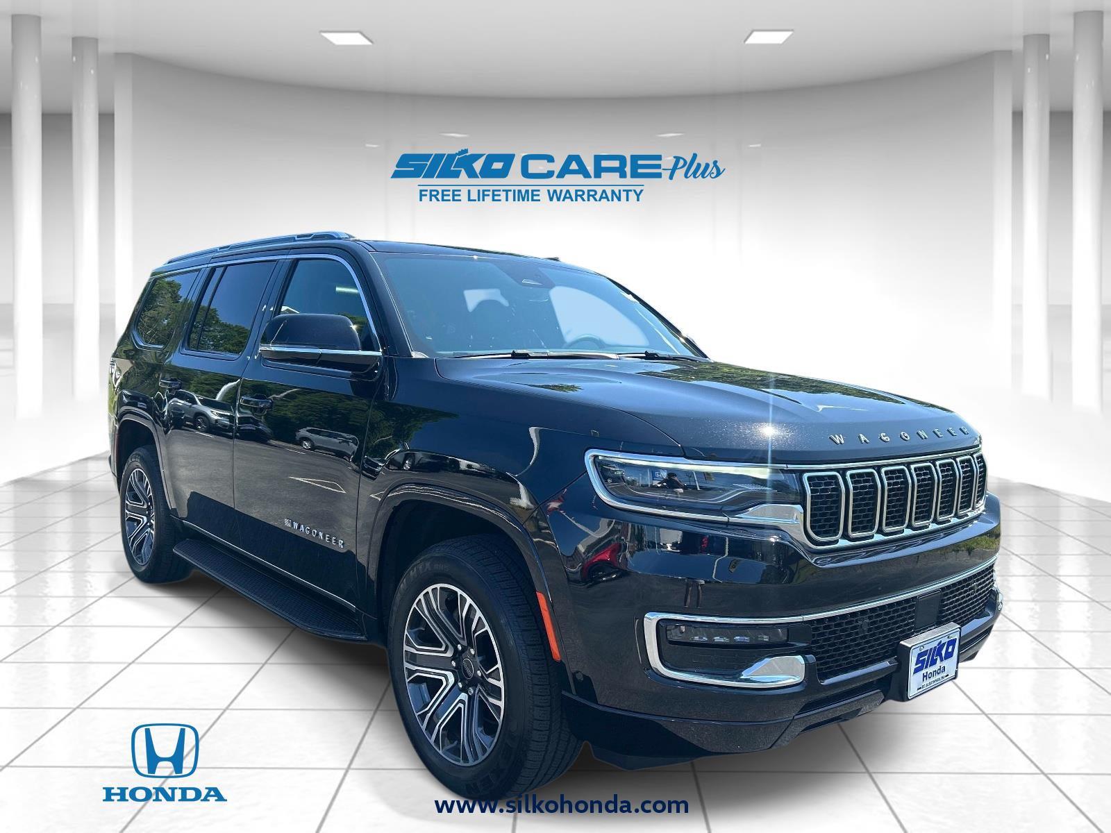 Diamond Black Crystal Pearlcoat 2025 Jeep Wagoneer SUV / Crossover Four-Wheel Drive 8-Speed Automatic