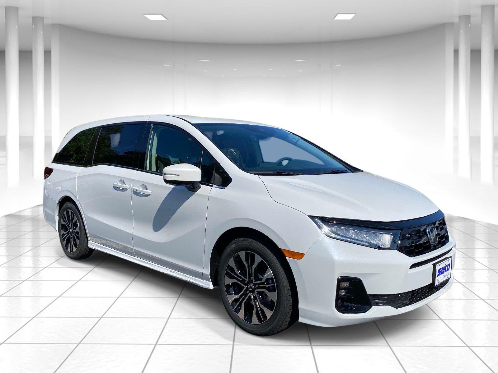 Platinum White Pearl 2026 Honda Odyssey Minivan Front-Wheel Drive Automatic