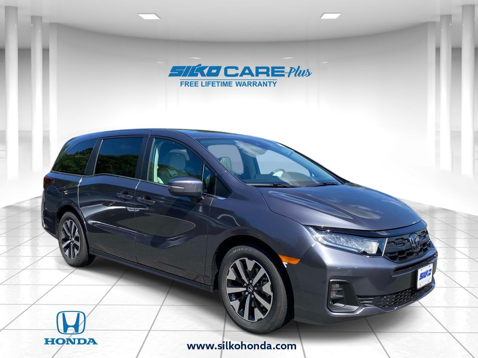 Gray (Modern Steel Metallic) 2026 Honda Odyssey Minivan Front-Wheel Drive Automatic
