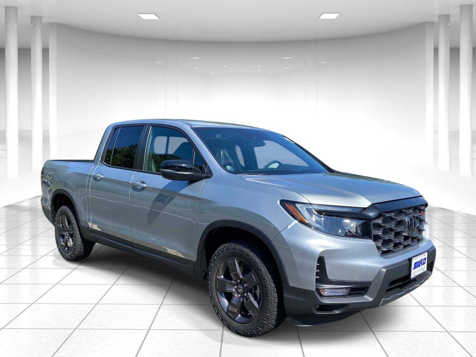 Solar Silver Metallic 2026 Honda Ridgeline Pickup Truck All-Wheel Drive 9-Speed Automatic