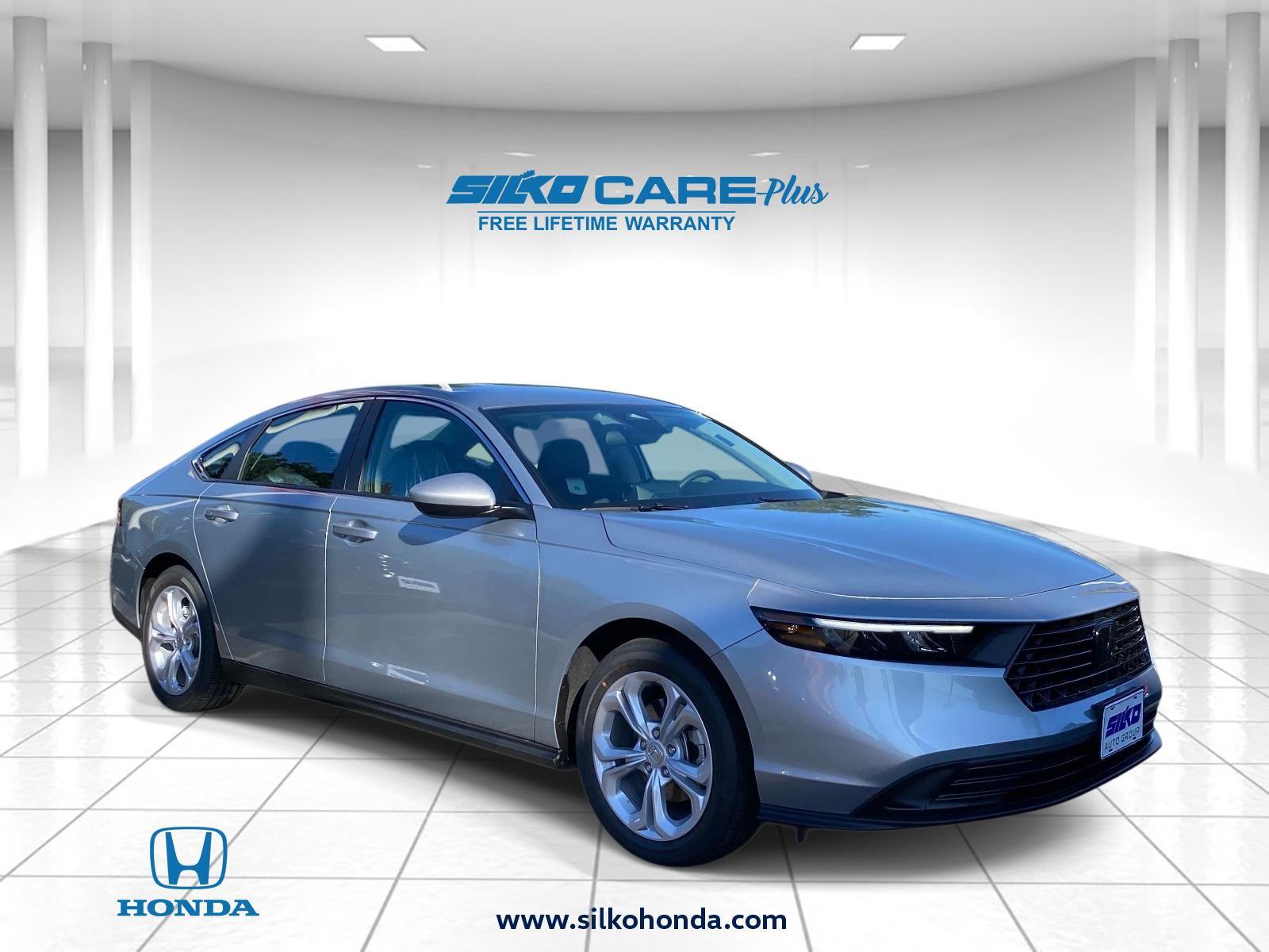 Solar Silver Metallic 2026 Honda Accord Sedan Front-Wheel Drive Continuously Variable Transmission