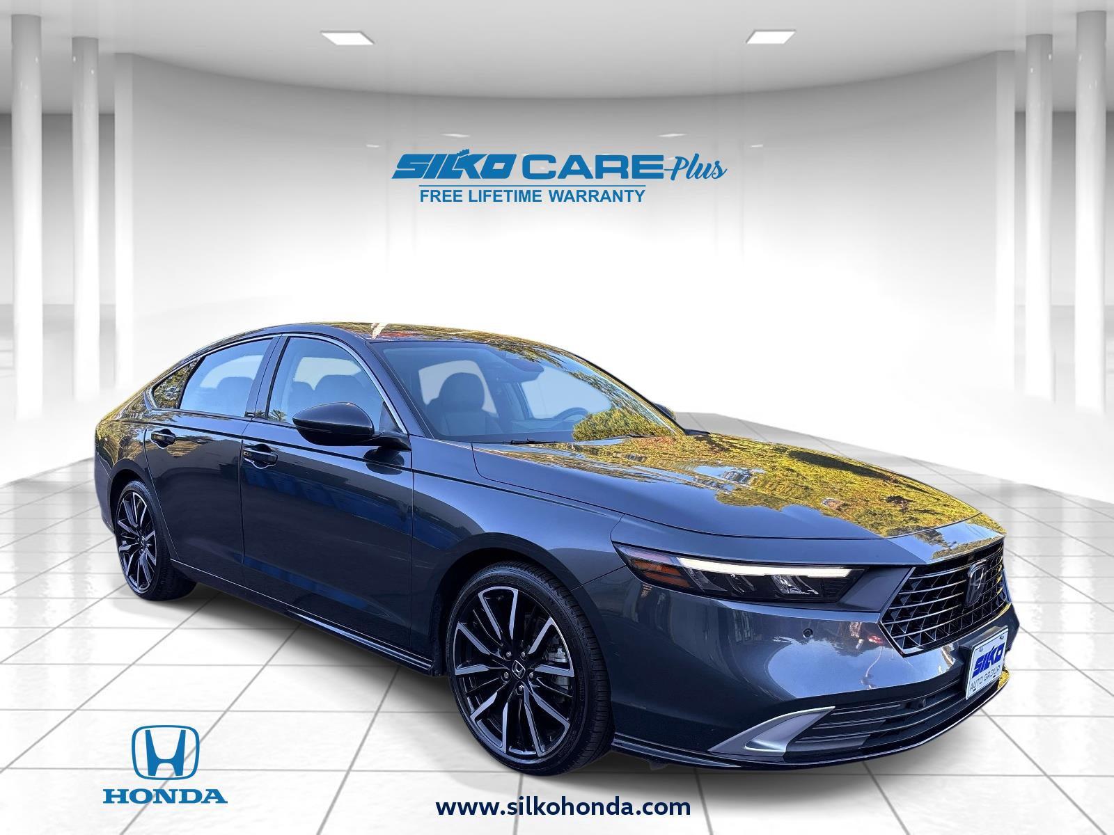 Meteorite Gray Metallic 2023 Honda Accord Hybrid Sedan Front-Wheel Drive 1-Speed Dual Clutch