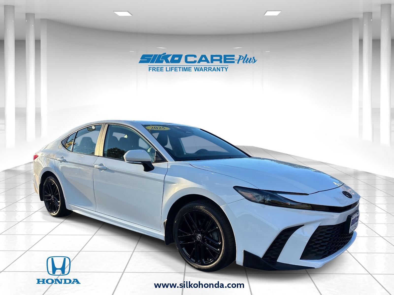 Ice Cap 2025 Toyota Camry Sedan All-Wheel Drive Continuously Variable Transmission