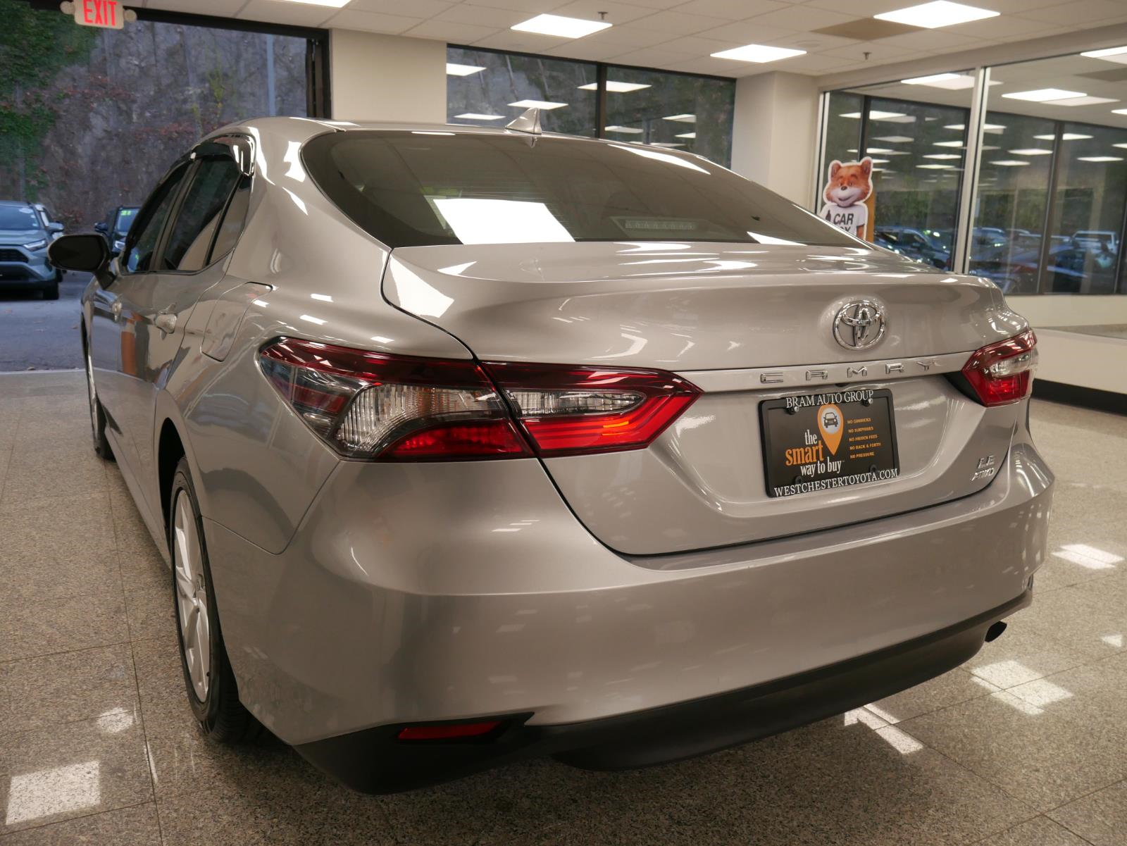 2022 Toyota Camry LE 3