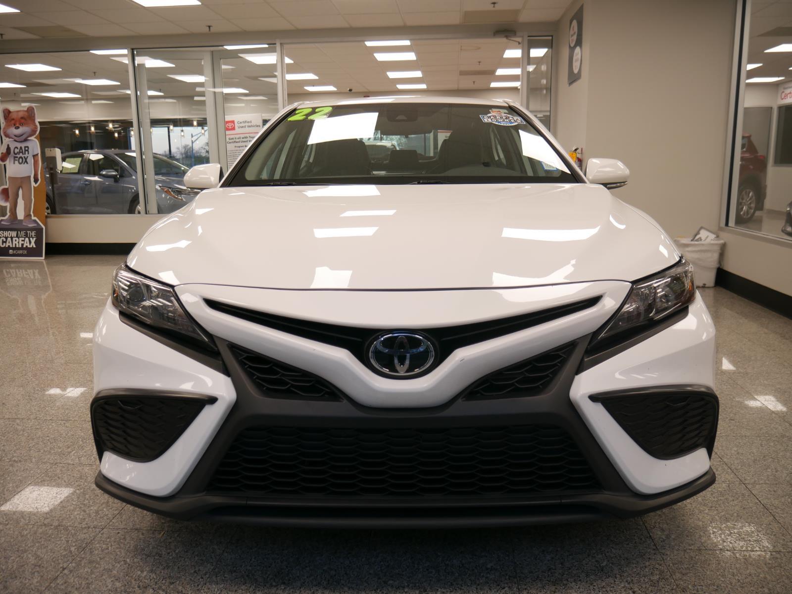 2022 Toyota Camry SE 5