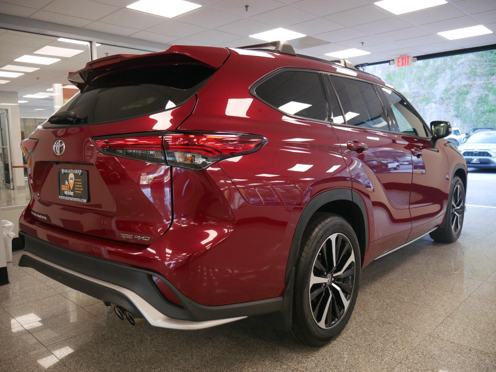 2022 Toyota Highlander XSE 4