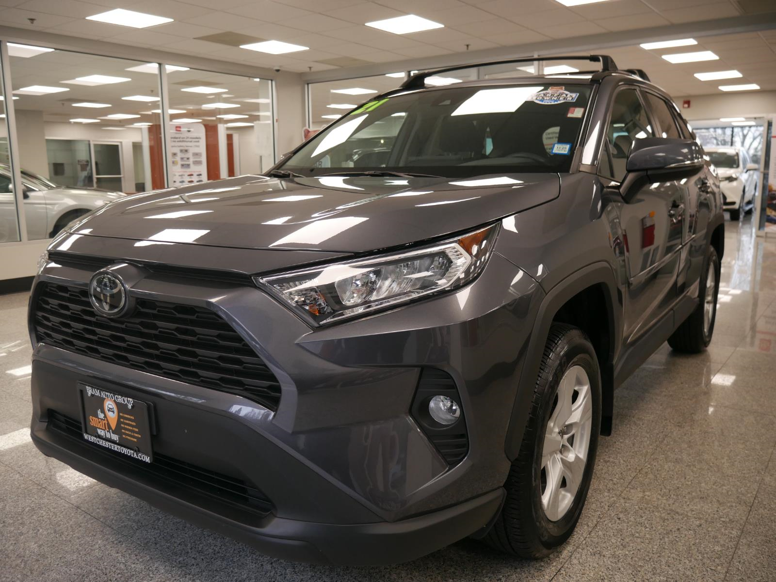 2021 Toyota RAV4 XLE 2