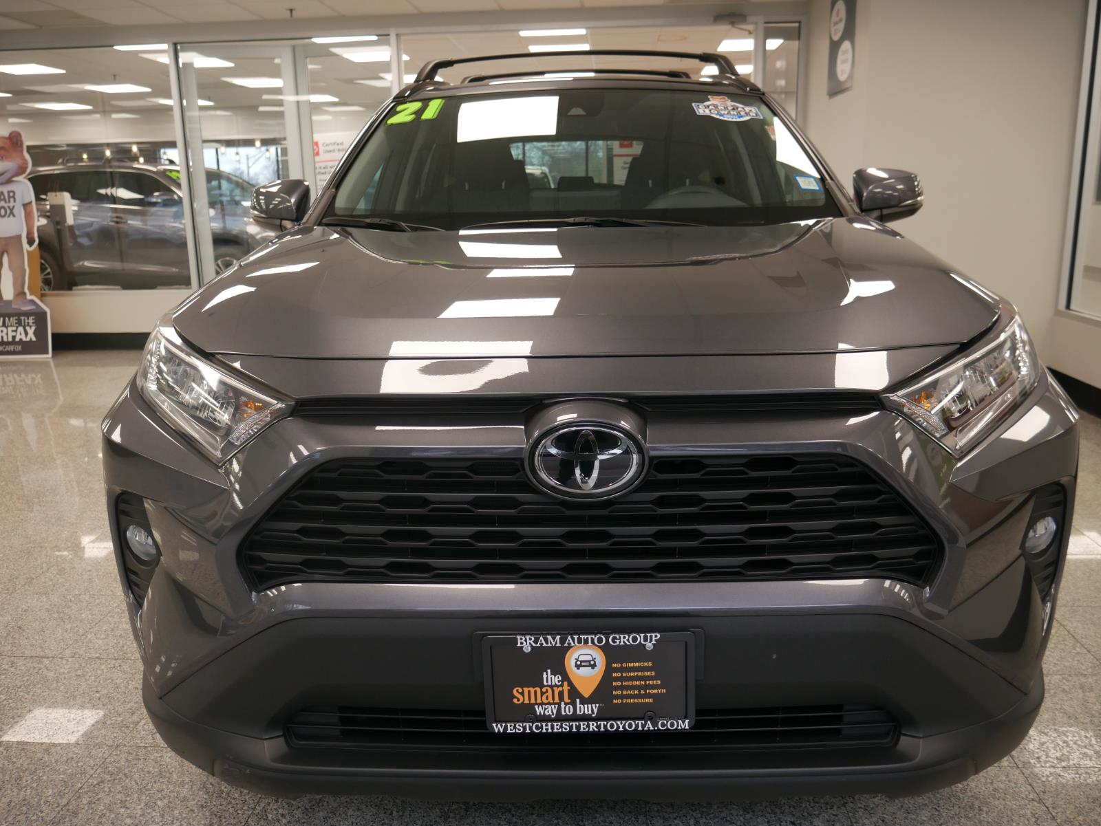 2021 Toyota RAV4 XLE 5