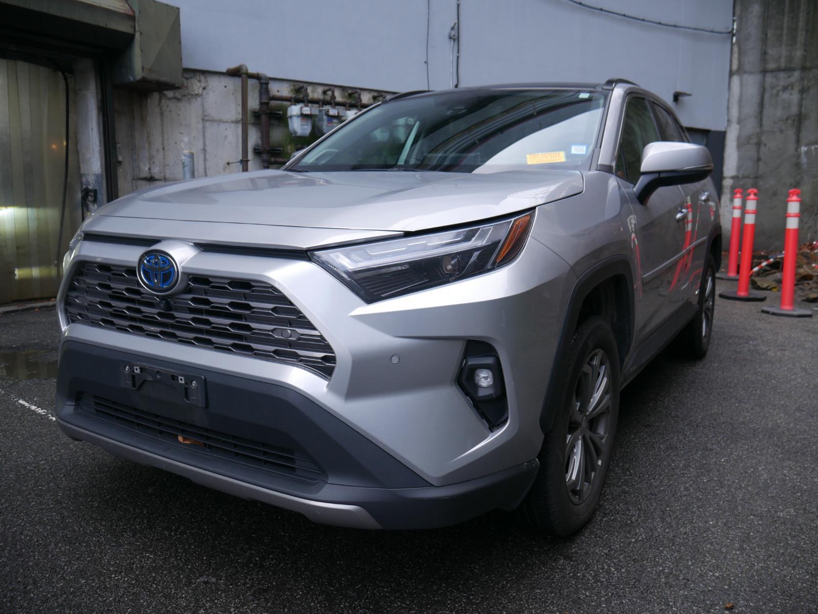 2022 Toyota RAV4 Hybrid Limited 2