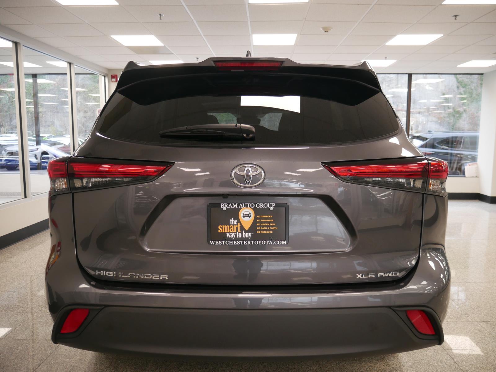 2023 Toyota Highlander XLE 6